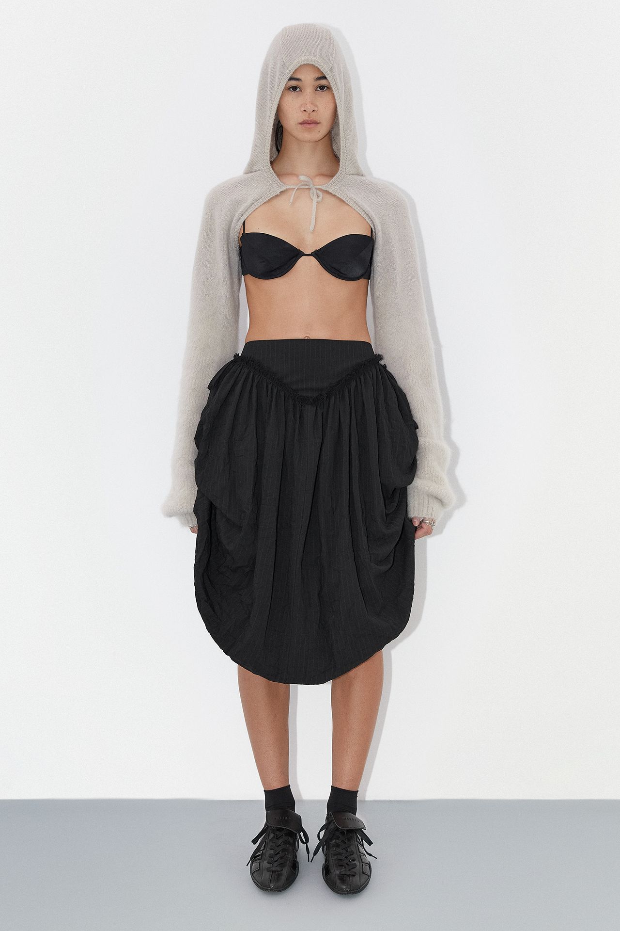 CLOTHING | Miista