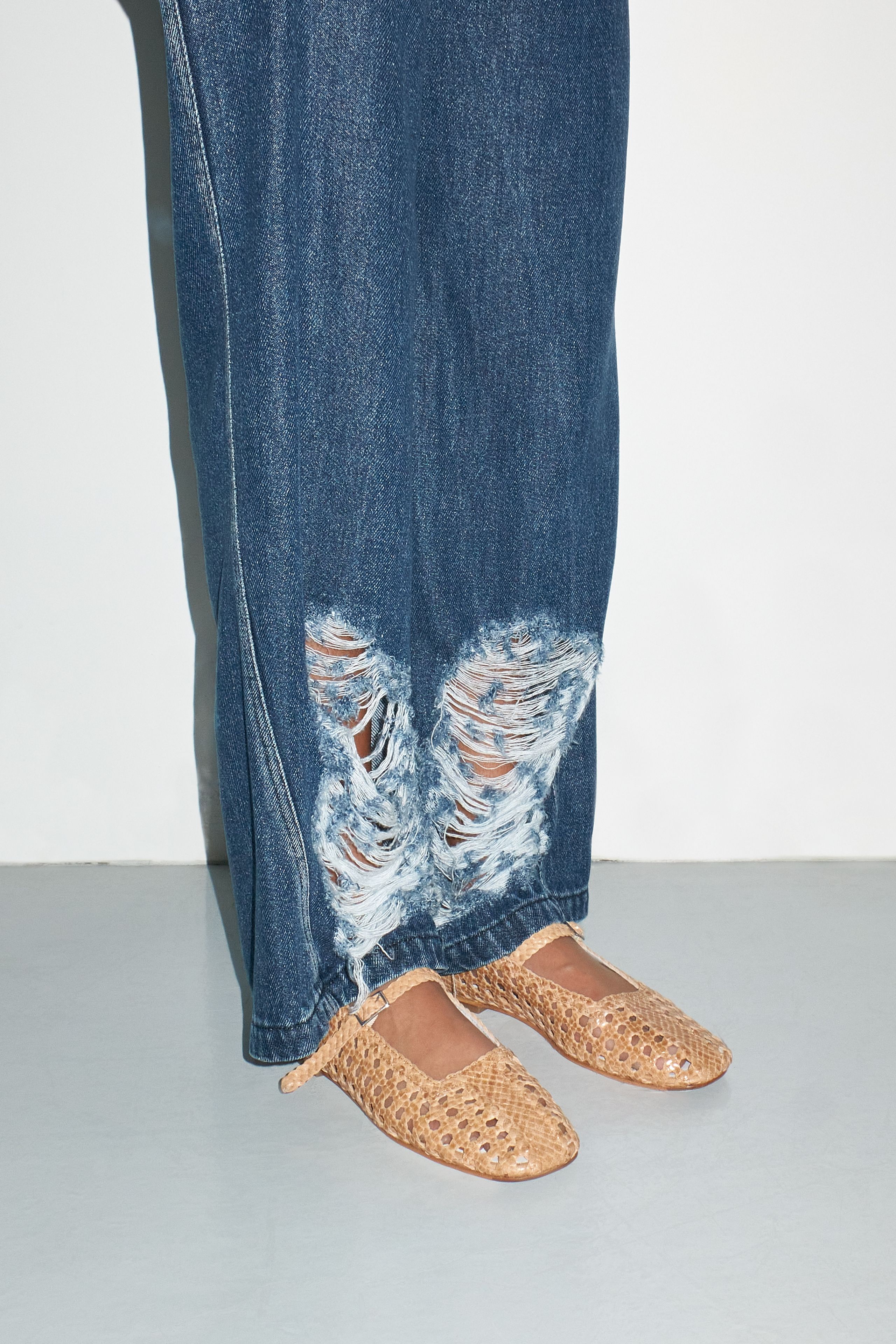 【関税込み】Miista ネイビー Yeida フラットシューズ Yeida Navy Ballerinas | Miista