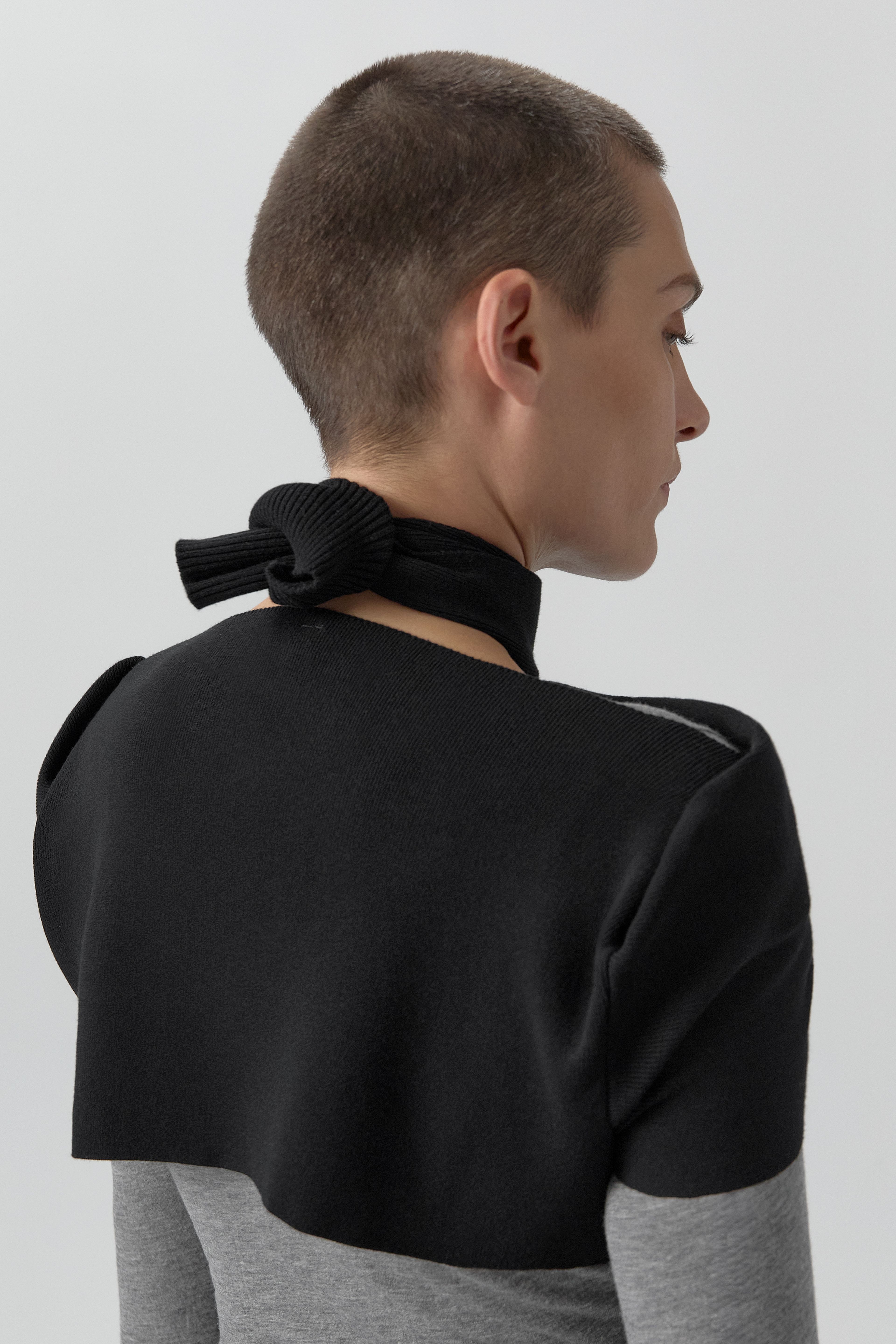 Linda Sleeves - Black Viscose Knit | Miista | Designed & Handmade in Europe