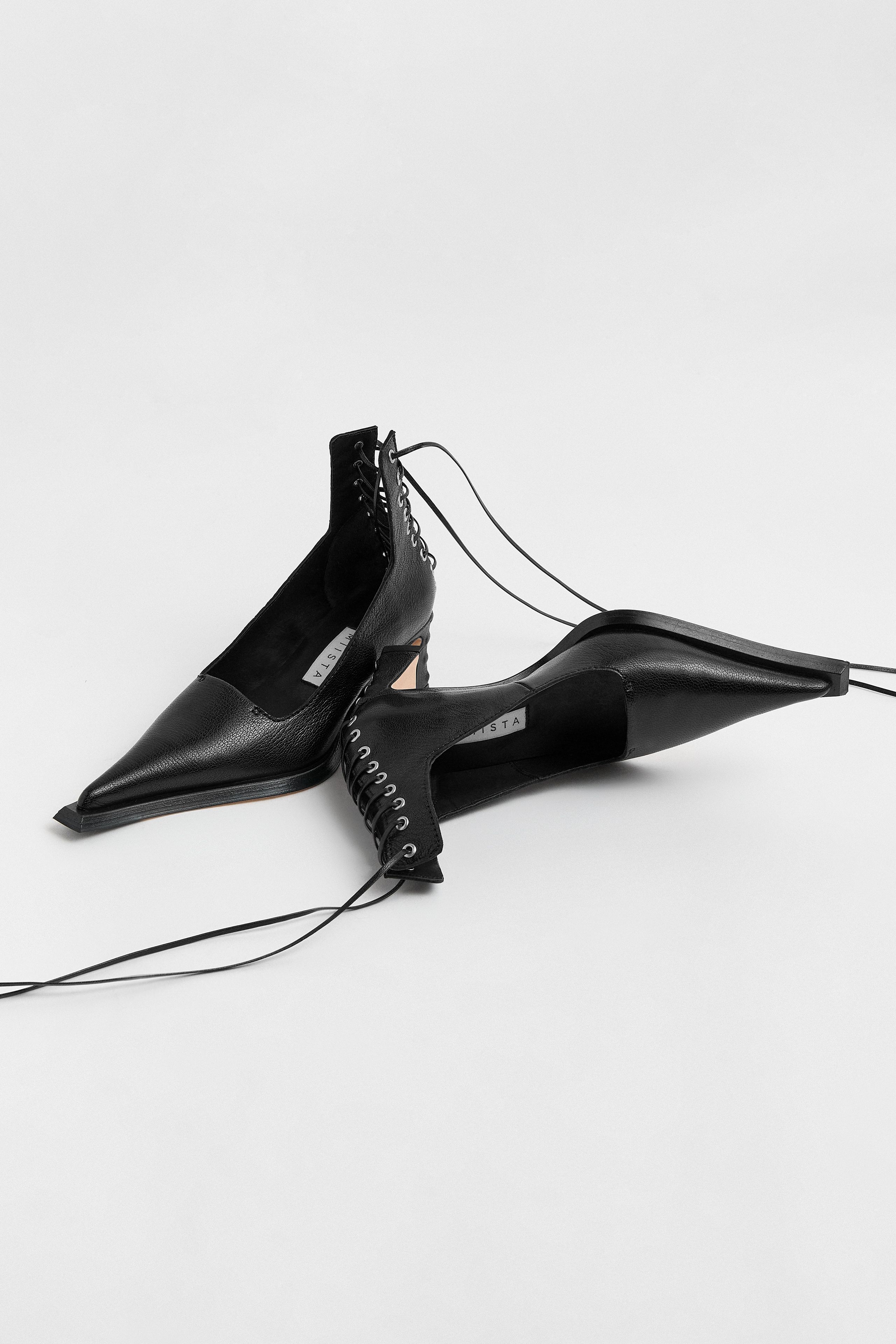 Gauri Courts - Black Leather | Miista