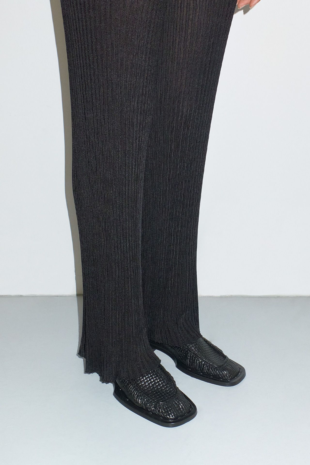 Airi Black Leather Loafers | Miista Europe | Made in Spain