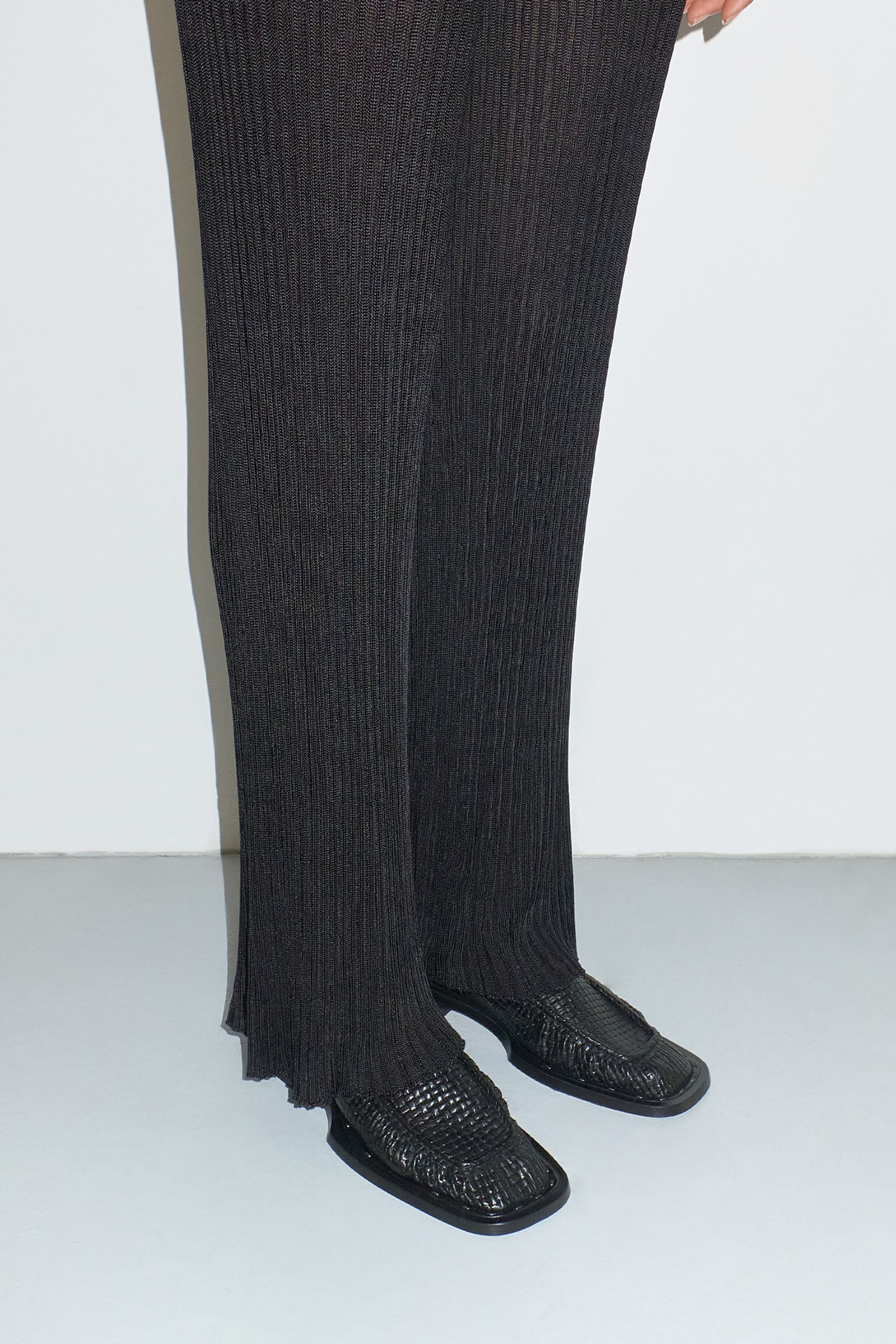 Airi Black Leather Loafers | Miista Europe | Made in Spain