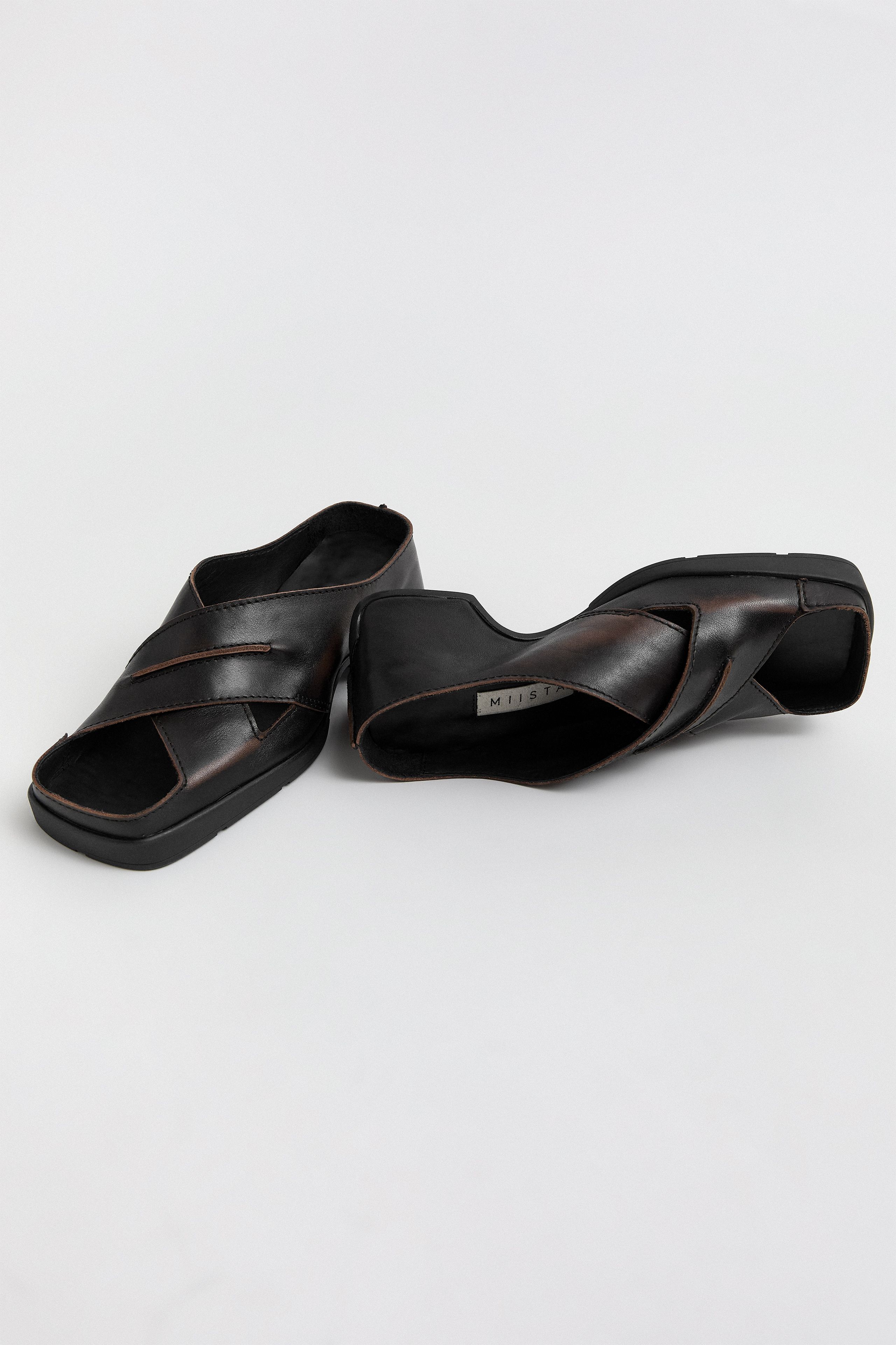 Nira Sandals - Brown Brush Off Leather | Miista