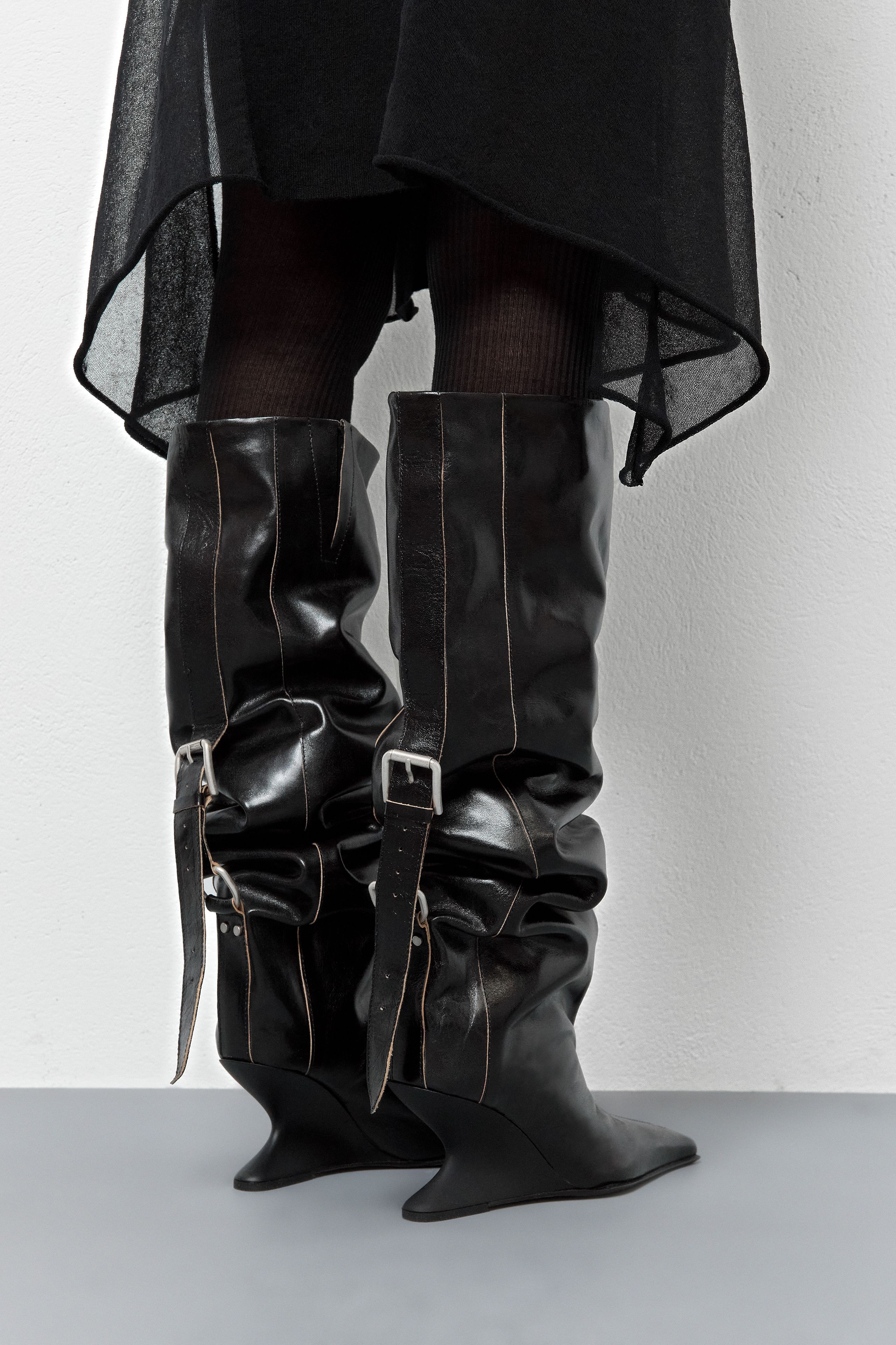 Mattie Boots - Black Leather | Miista