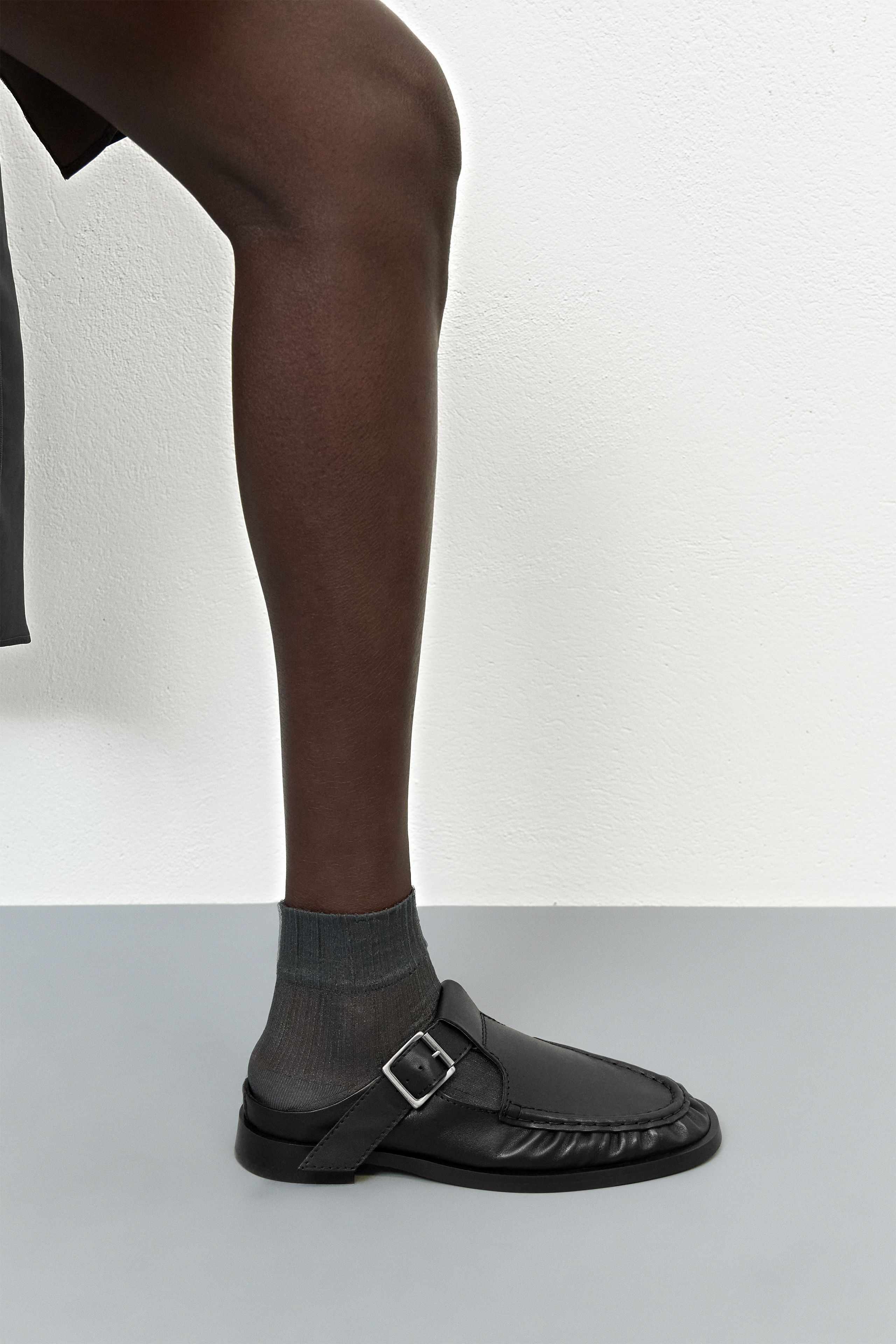 Gianna Mules - Black Leather | Miista