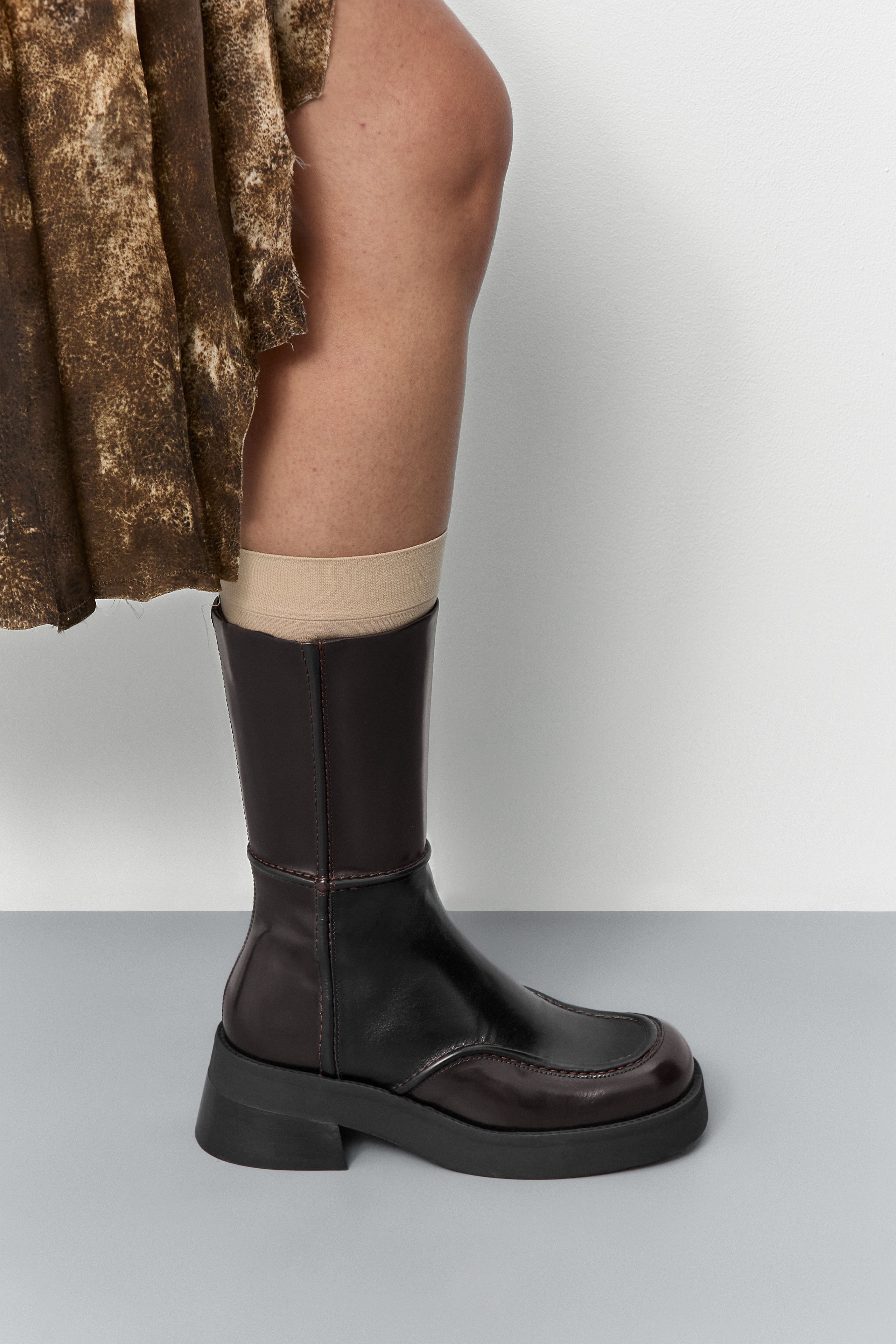 Inne Boots - Brown Brush Off Leather | Miista