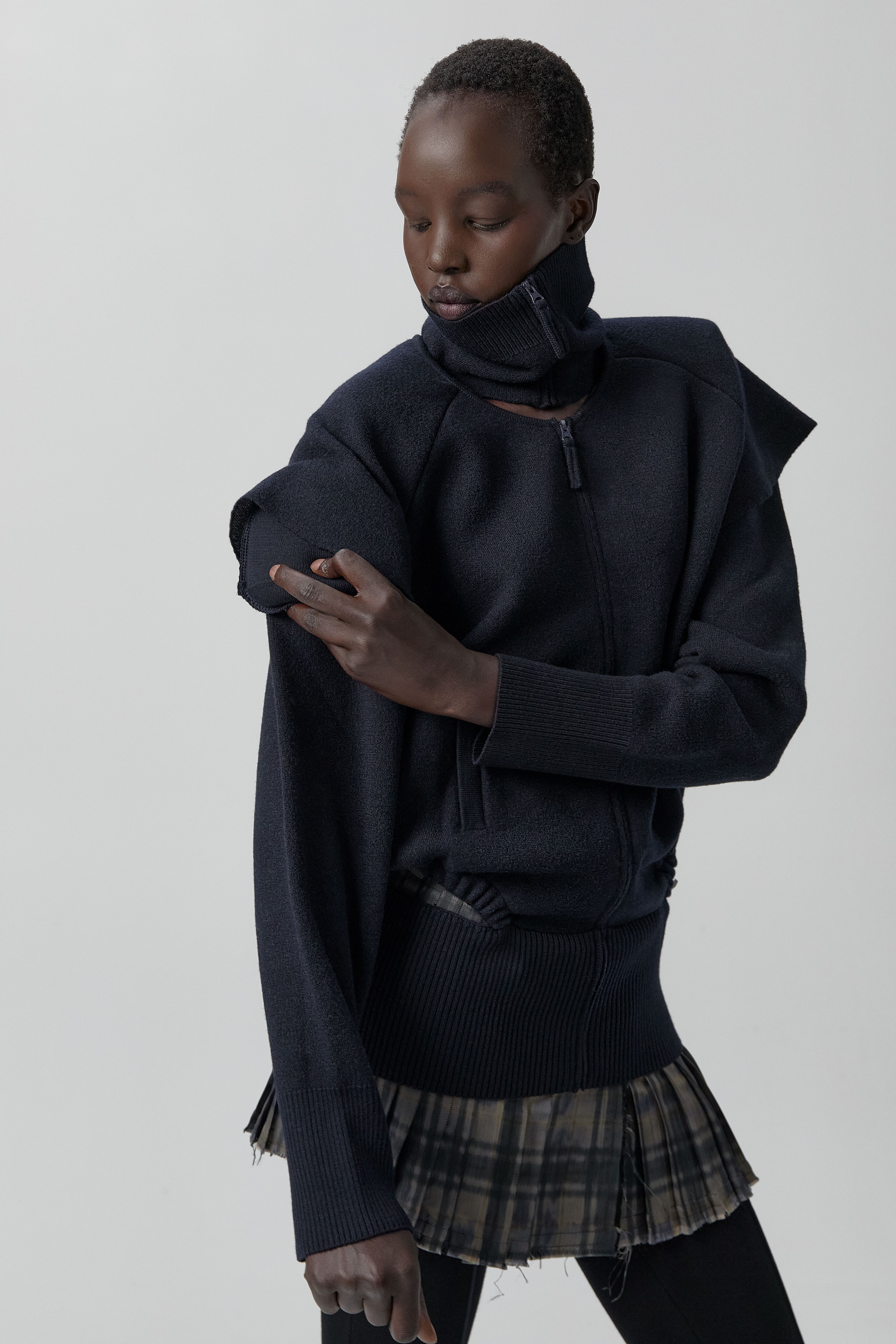 Levine Shoulder Pads - Navy Merino Knit | Miista | Designed & Handmade in Europe
