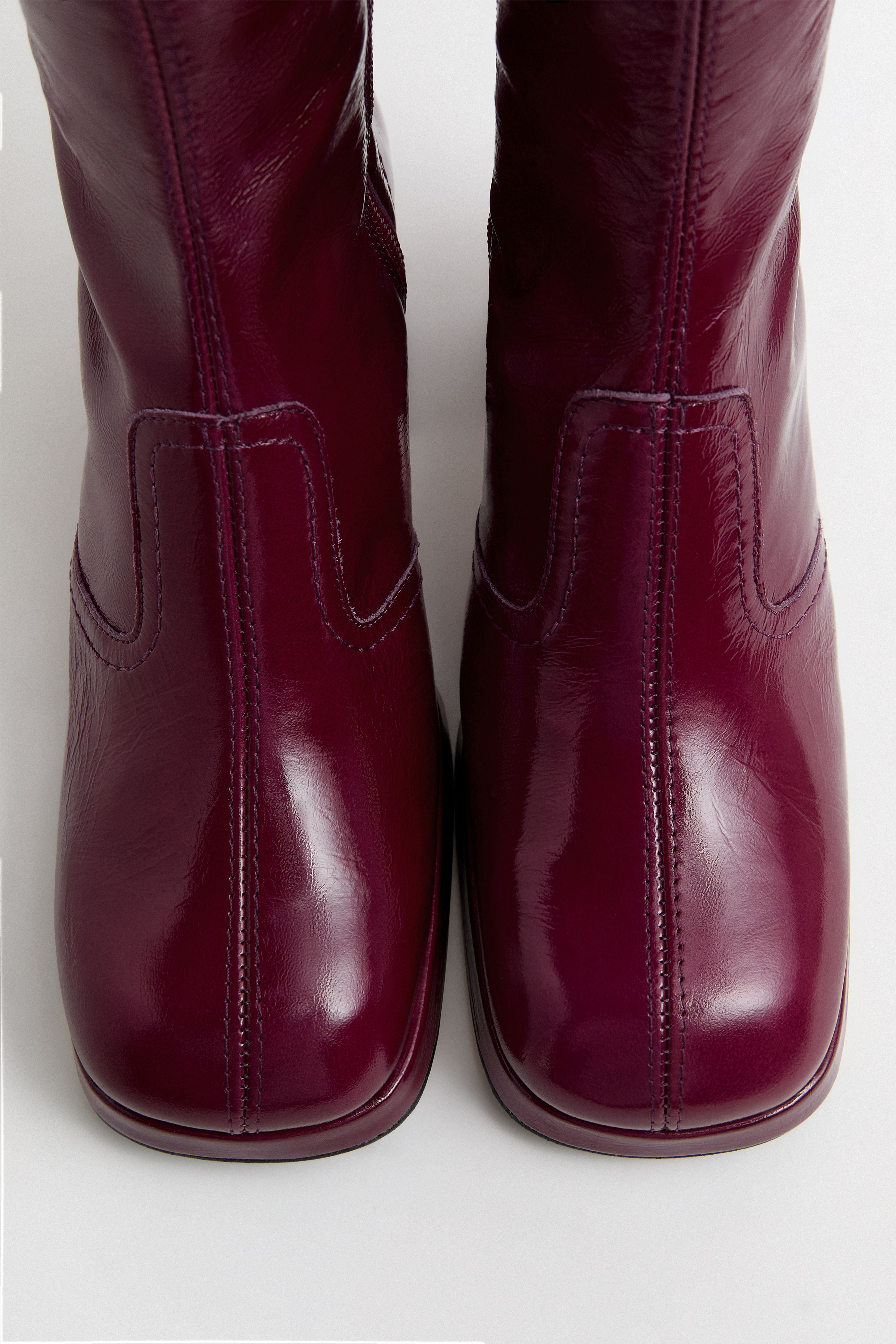 Donna Boots Prugna Crinkle Leather | Miista | Designed & Handmade in Europe