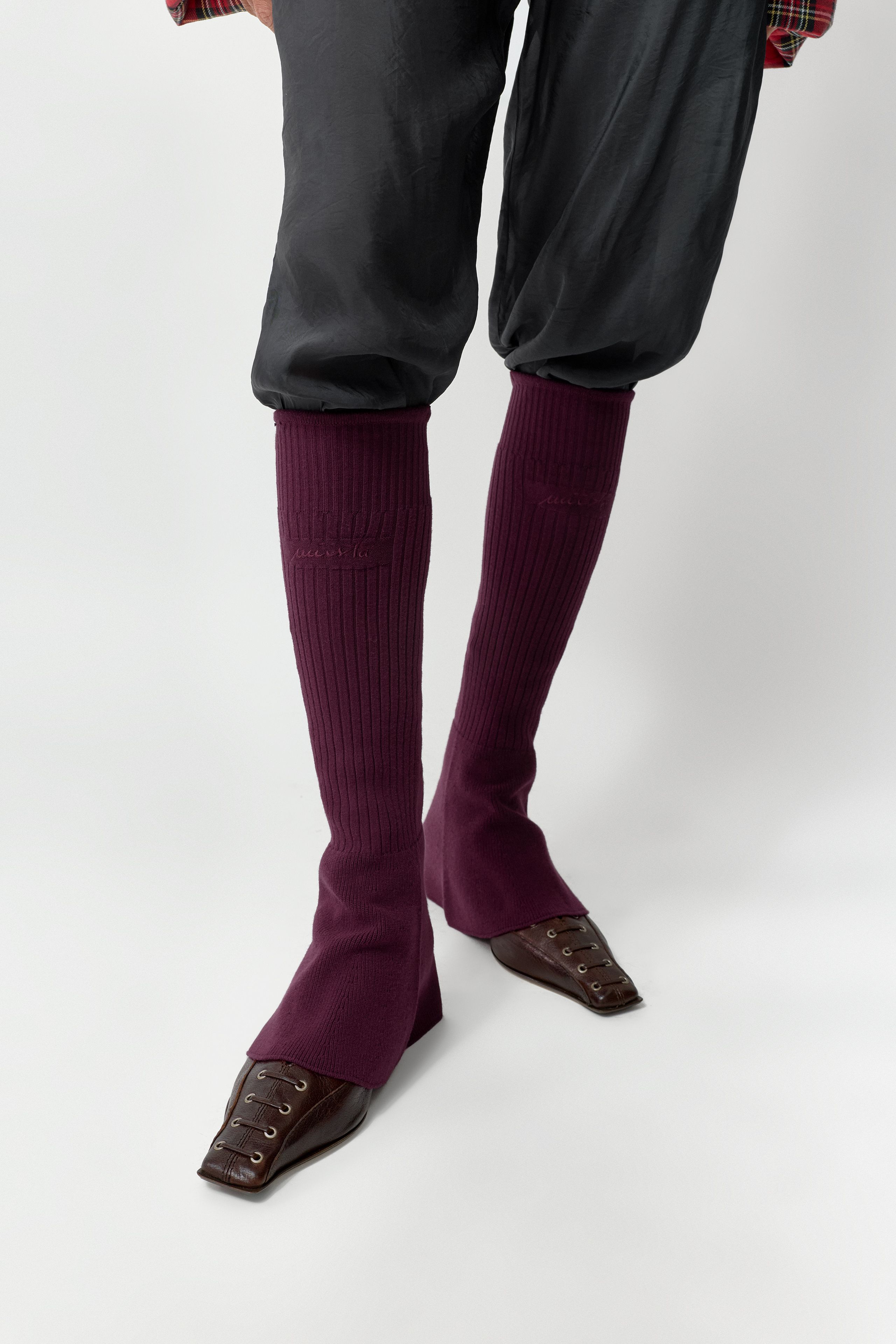 Xavi Leg Warmer - Burgundy Viscose knit | Miista | Designed & Handmade in Europe