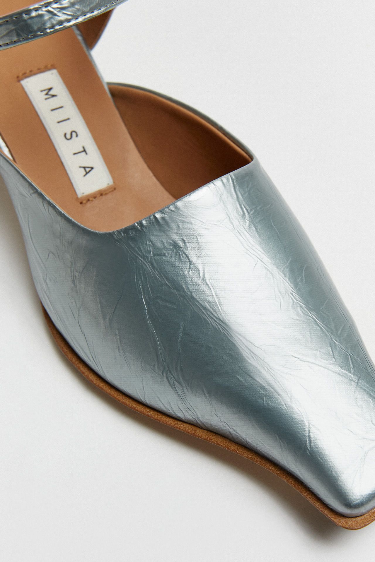 Delf Blue Courts | Miista