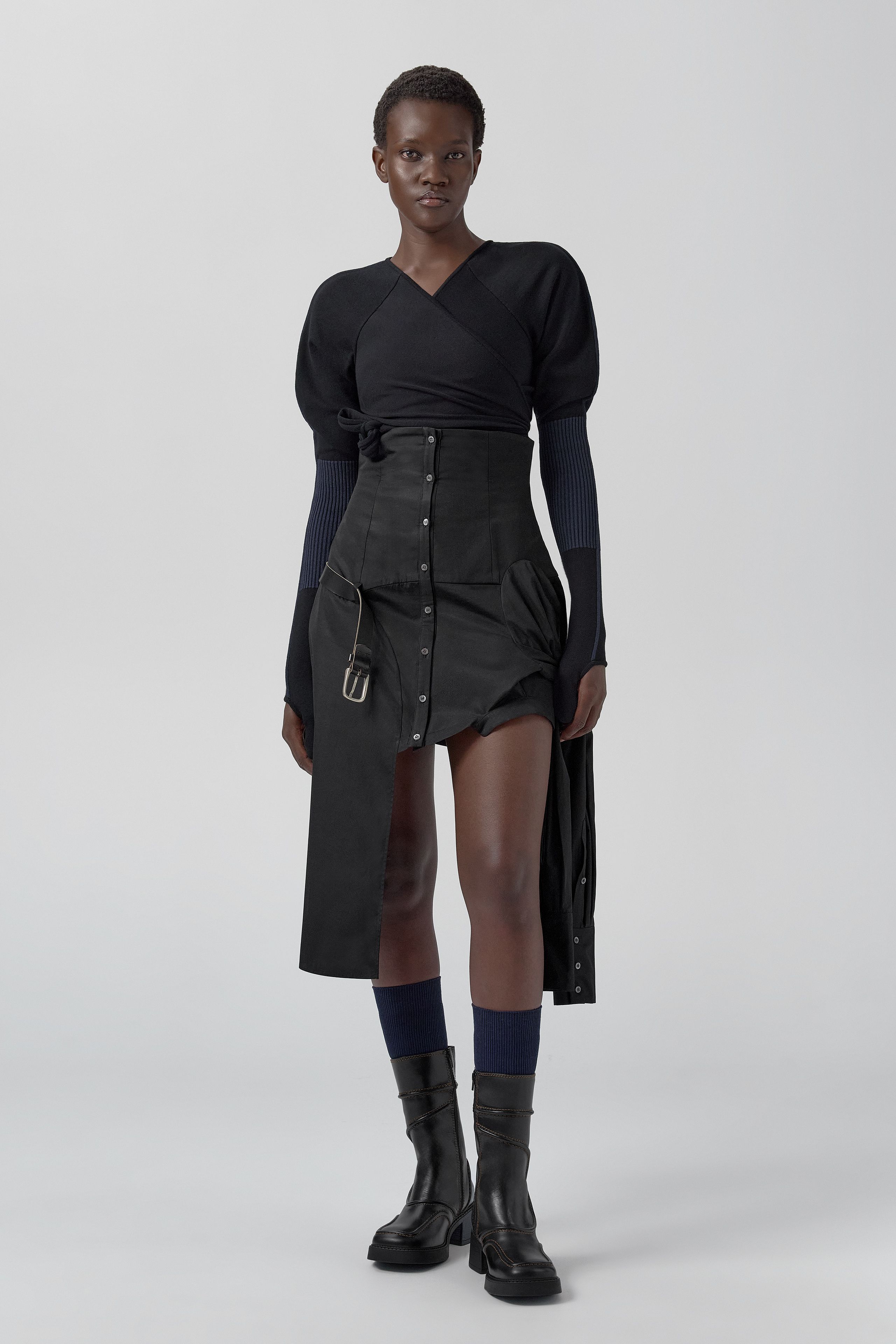 Malene Boots - Black Leather Brown Stitching | Miista