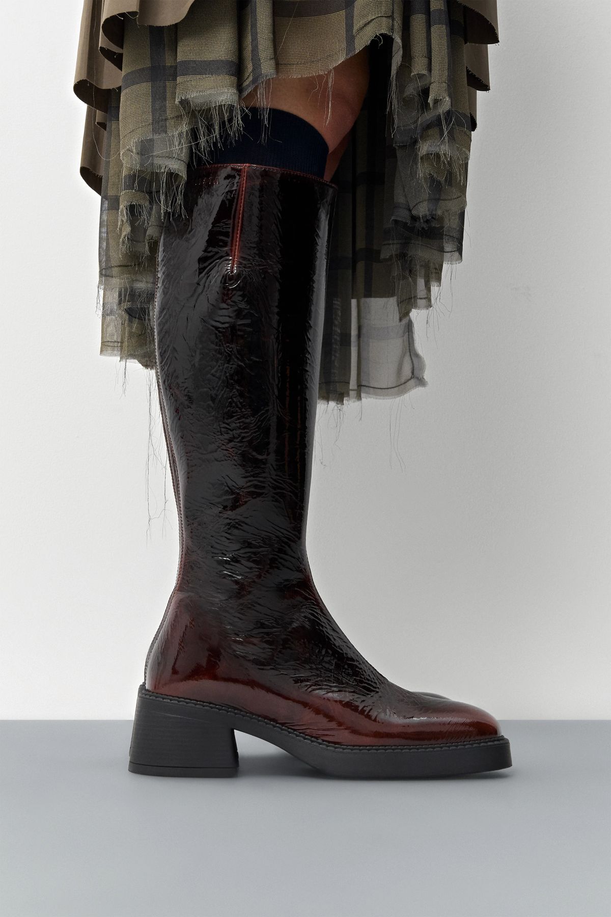 Yumi Boots - Burgundy Patent Leather