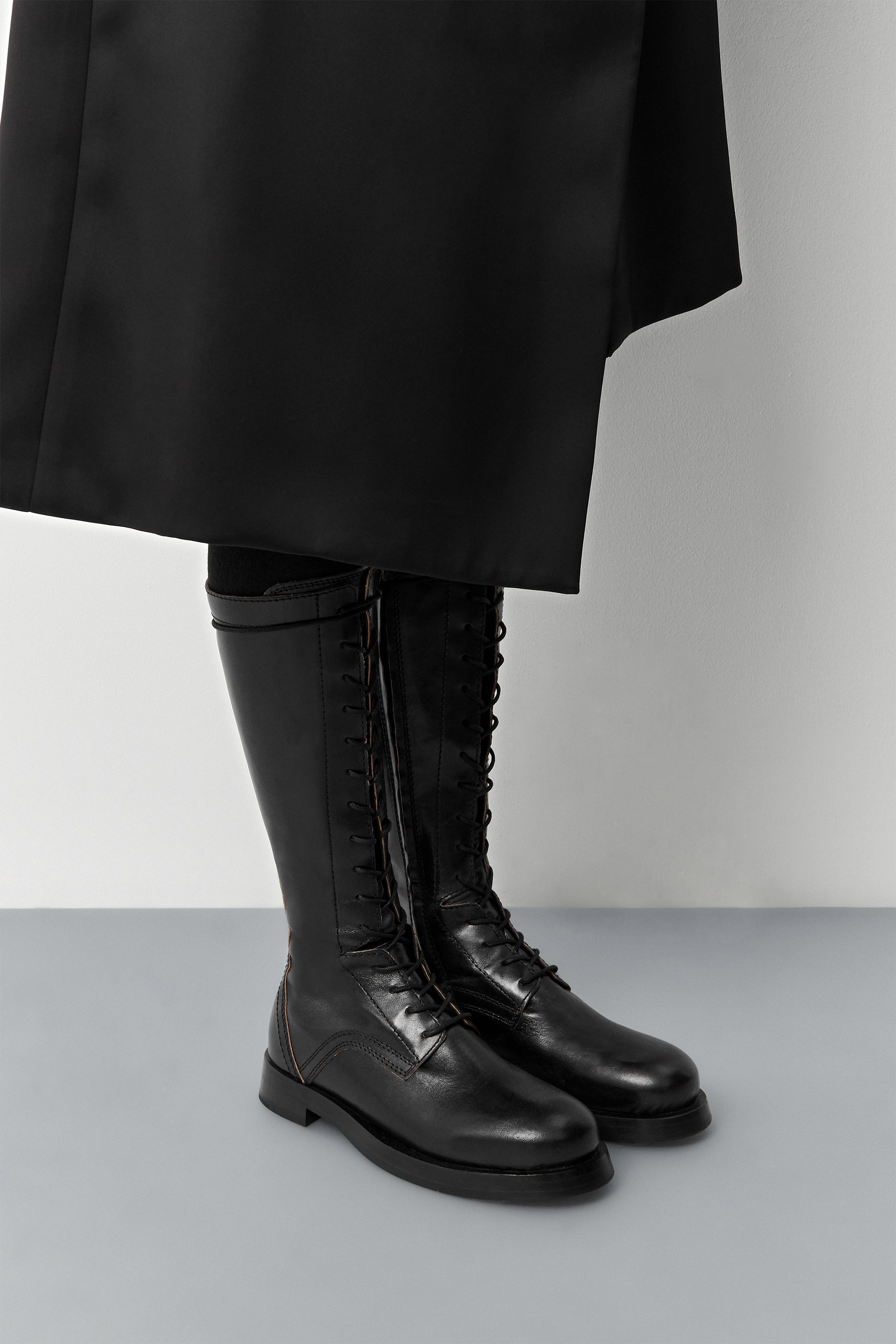 Mera Boots - Black Lace Leather | Miista