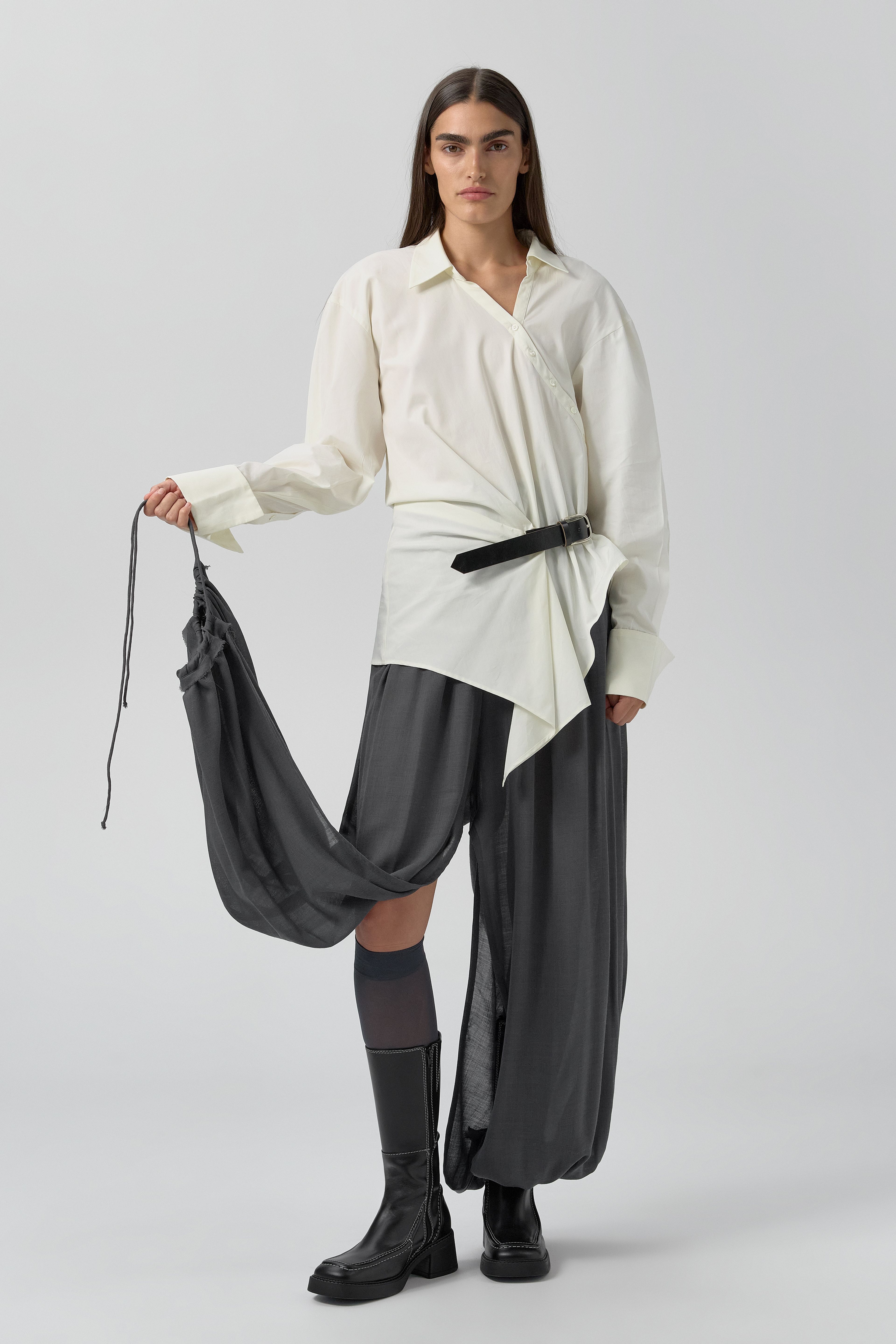 Calle Shirt - Beige Cotton | Miista | Designed & Handmade in Europe