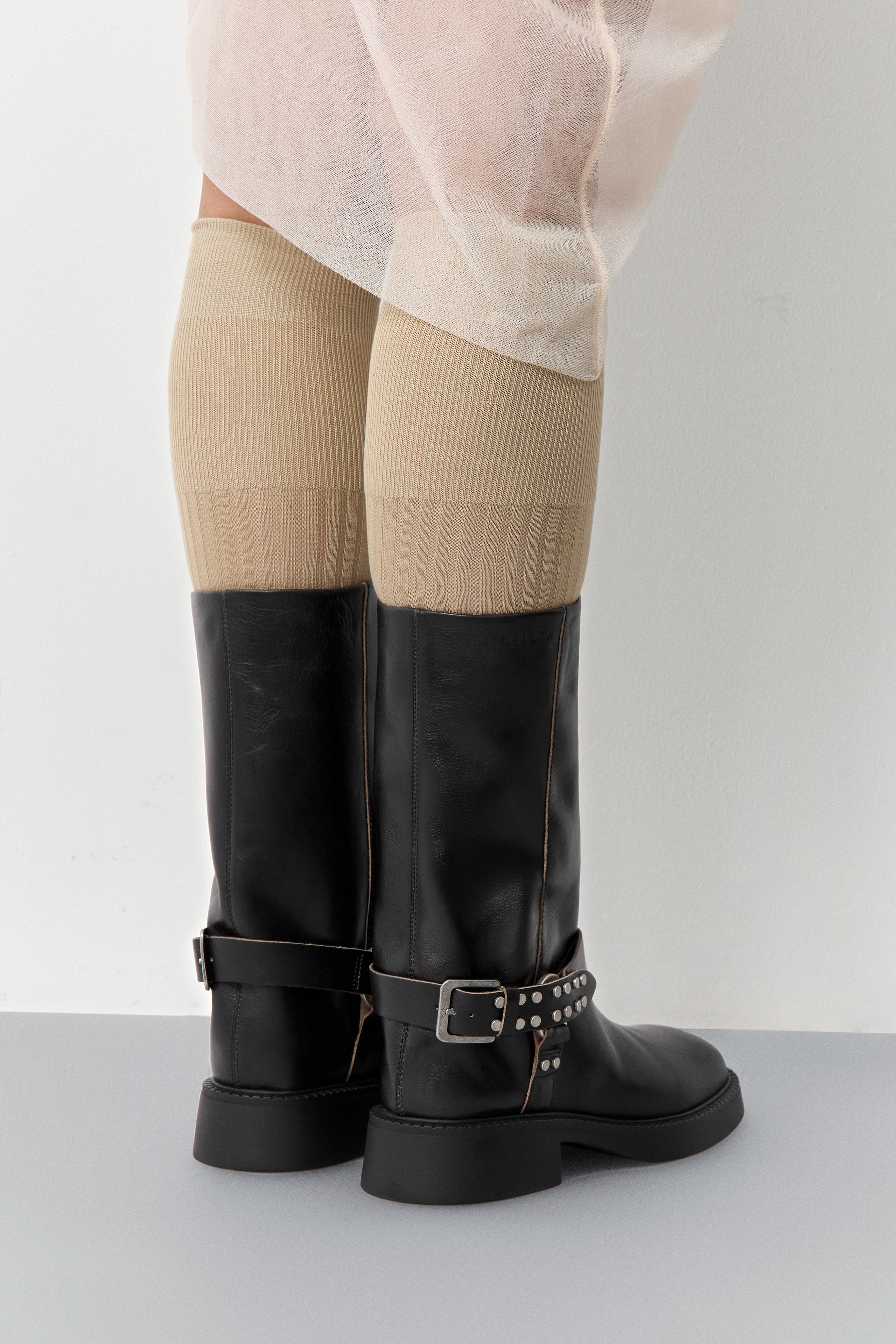 【希少】Sirito M black mitis porcus leather Maitea Boots - Black Brush Off Leather | Miista