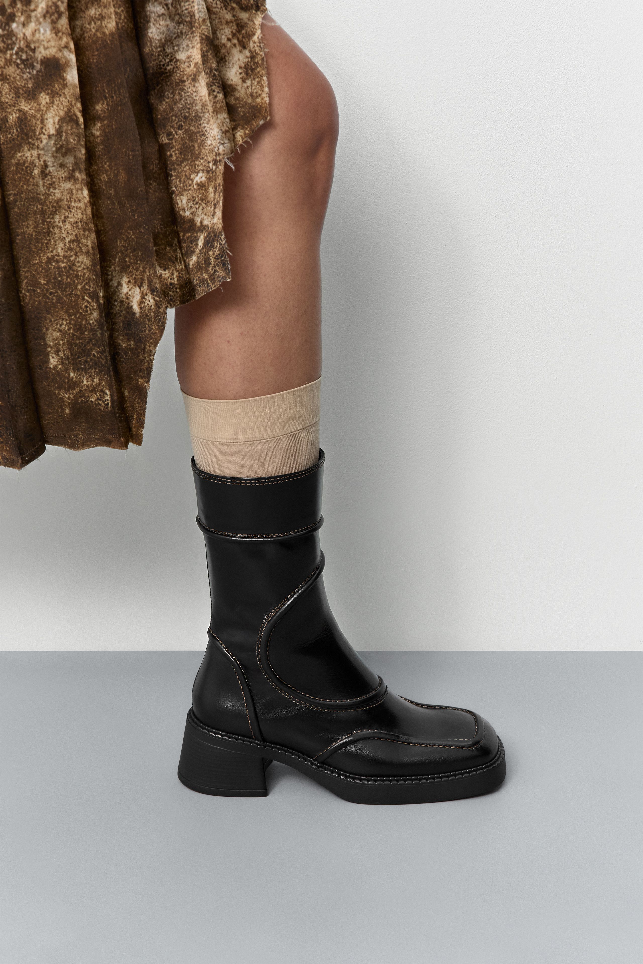 Malene Boots - Black Leather Brown Stitching | Miista