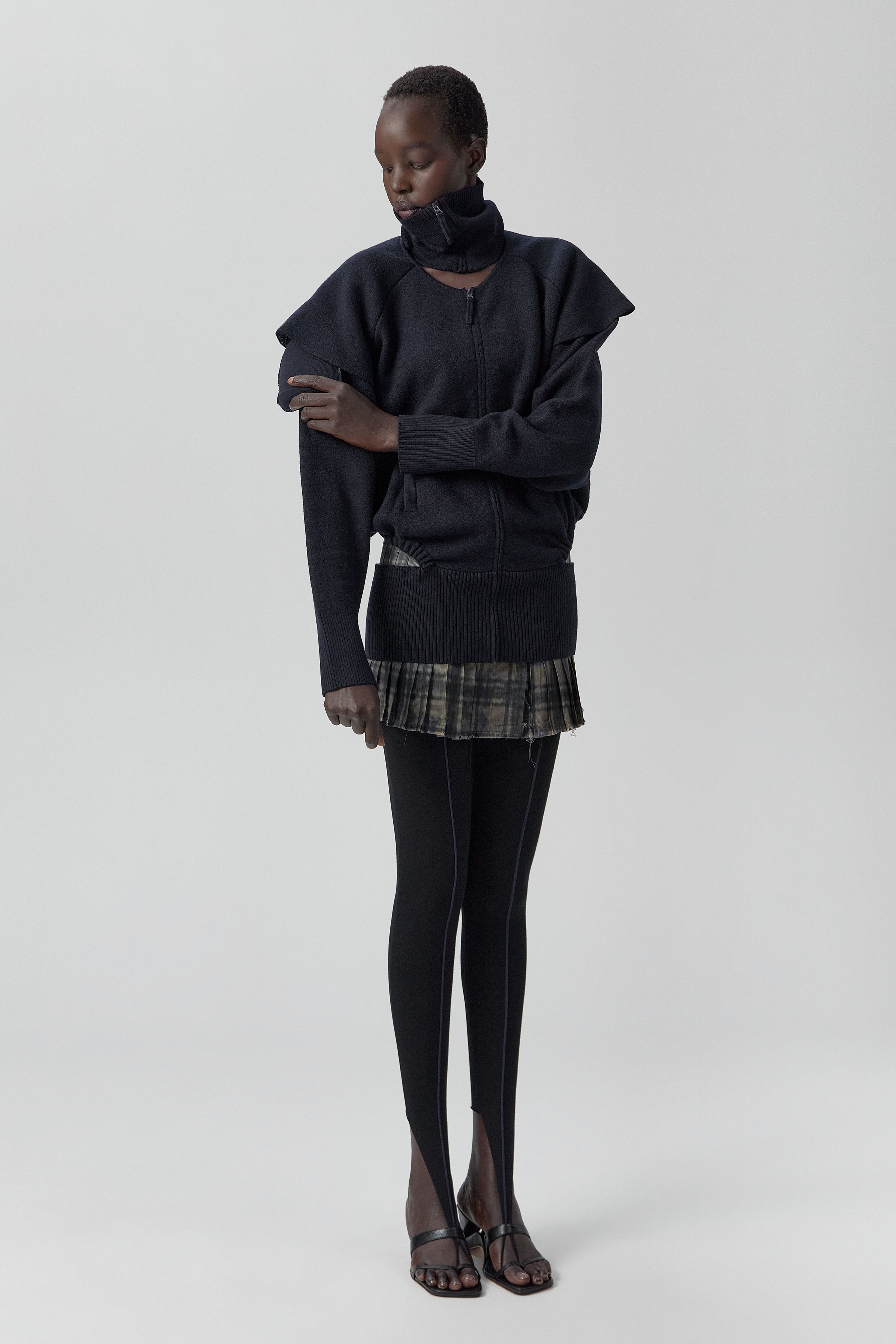 Agnes Jacket - Navy Extra Fine Merino Knit | Miista | Designed & Handmade in Europe