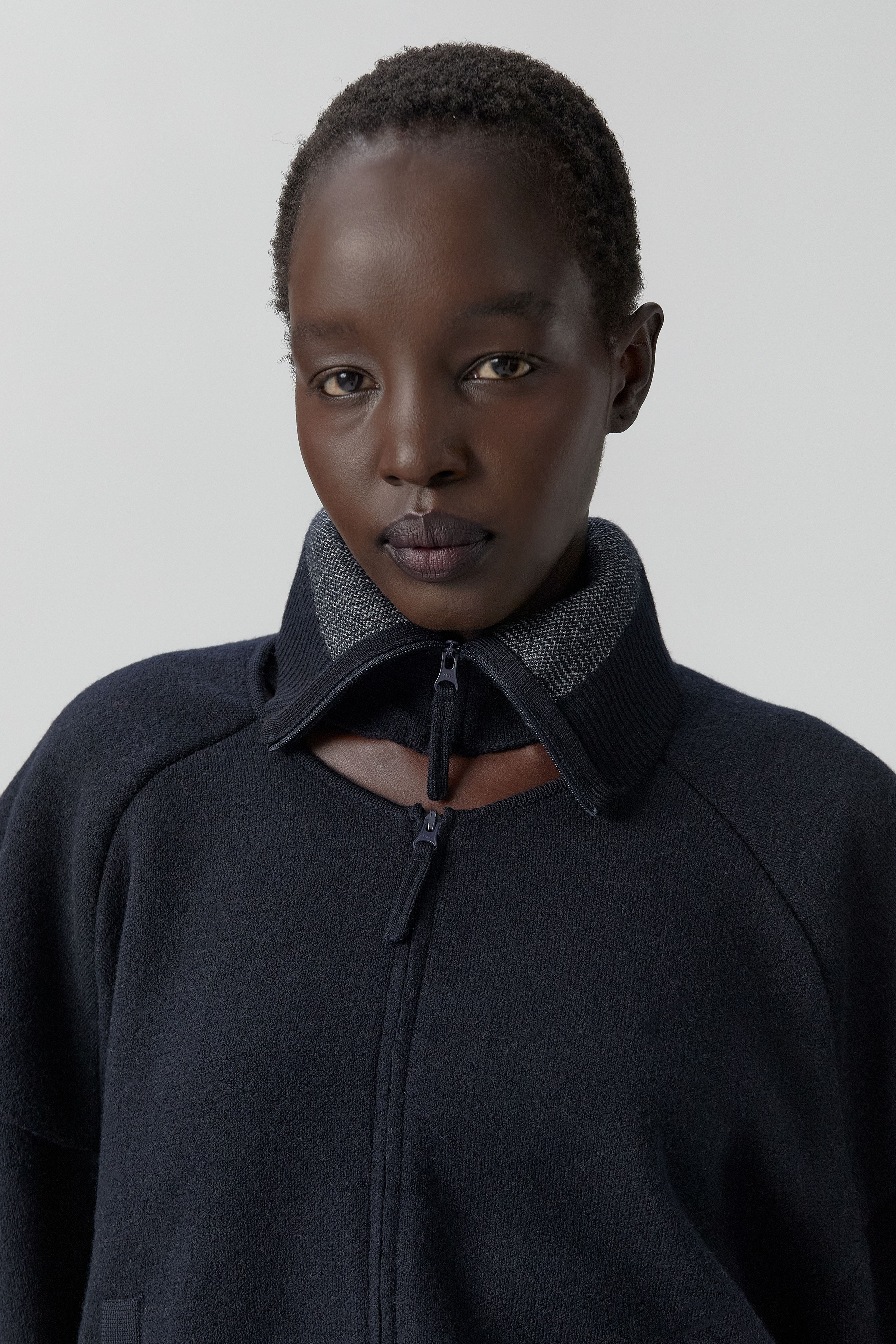 Agnes Jacket - Navy Extra Fine Merino Knit | Miista | Designed & Handmade in Europe
