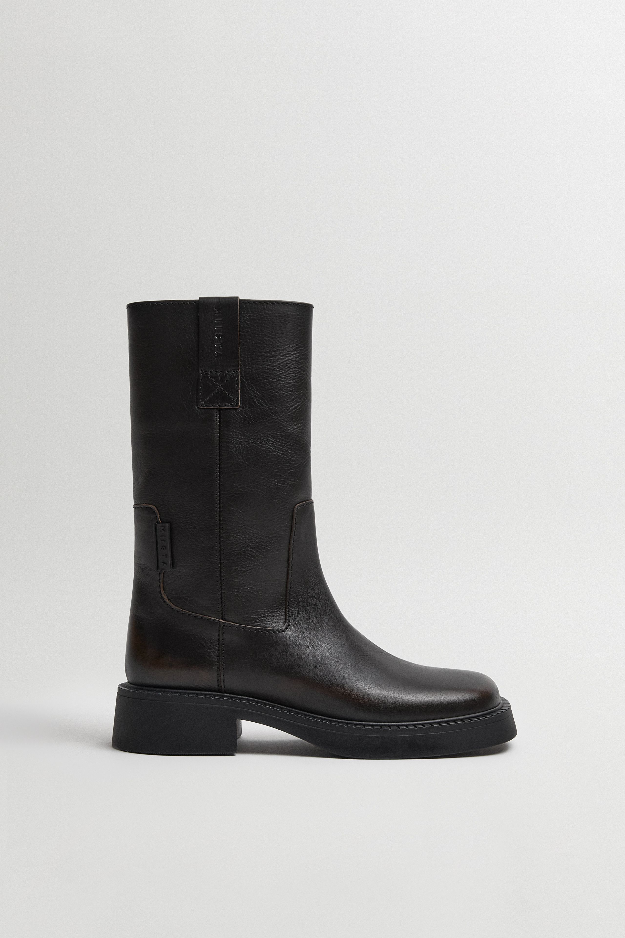 Aron Boots - Brown Brush Off Textured Leather | Miista