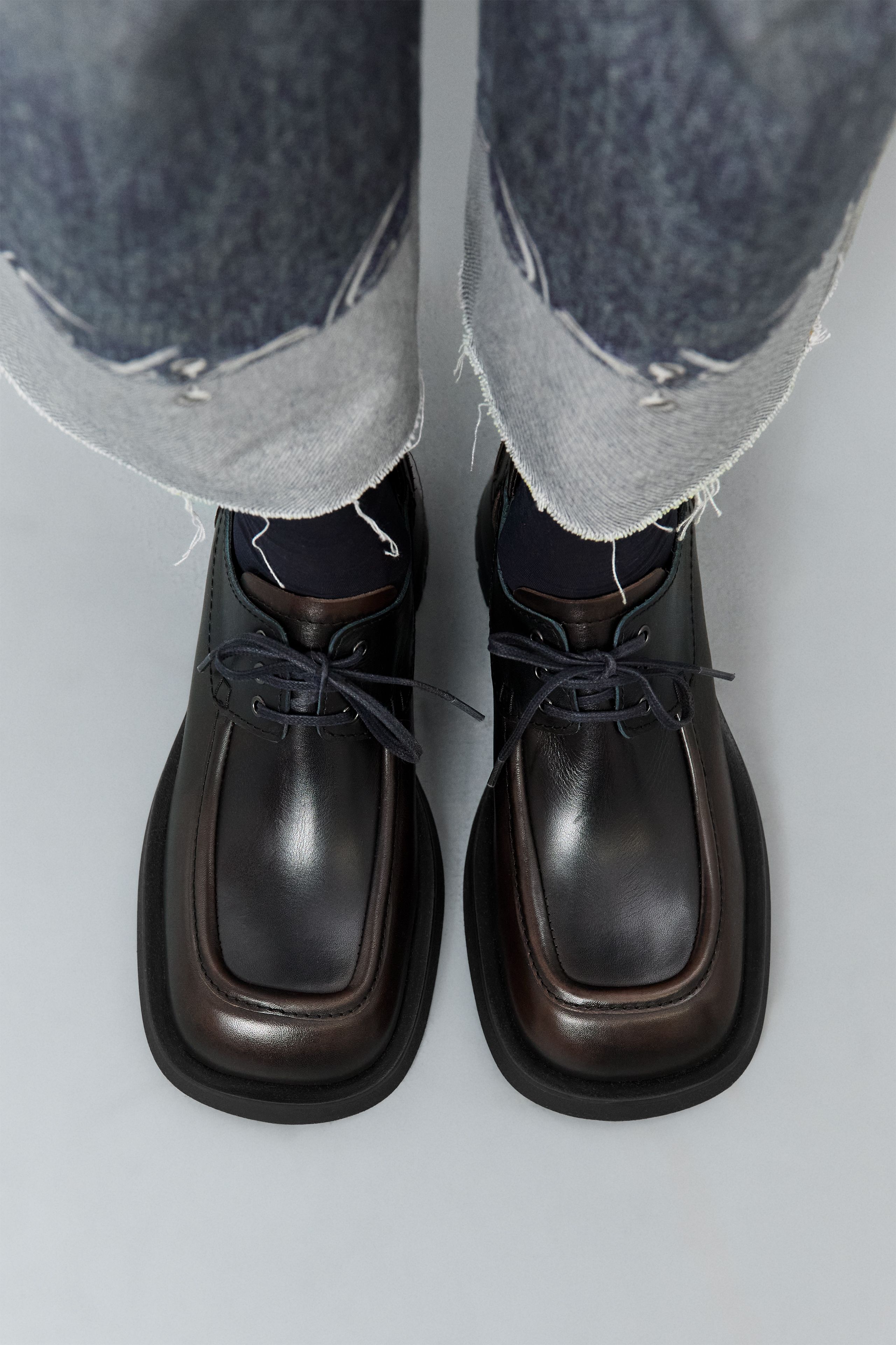 Roswita Brogues - Brown Brush Off Leather | Miista