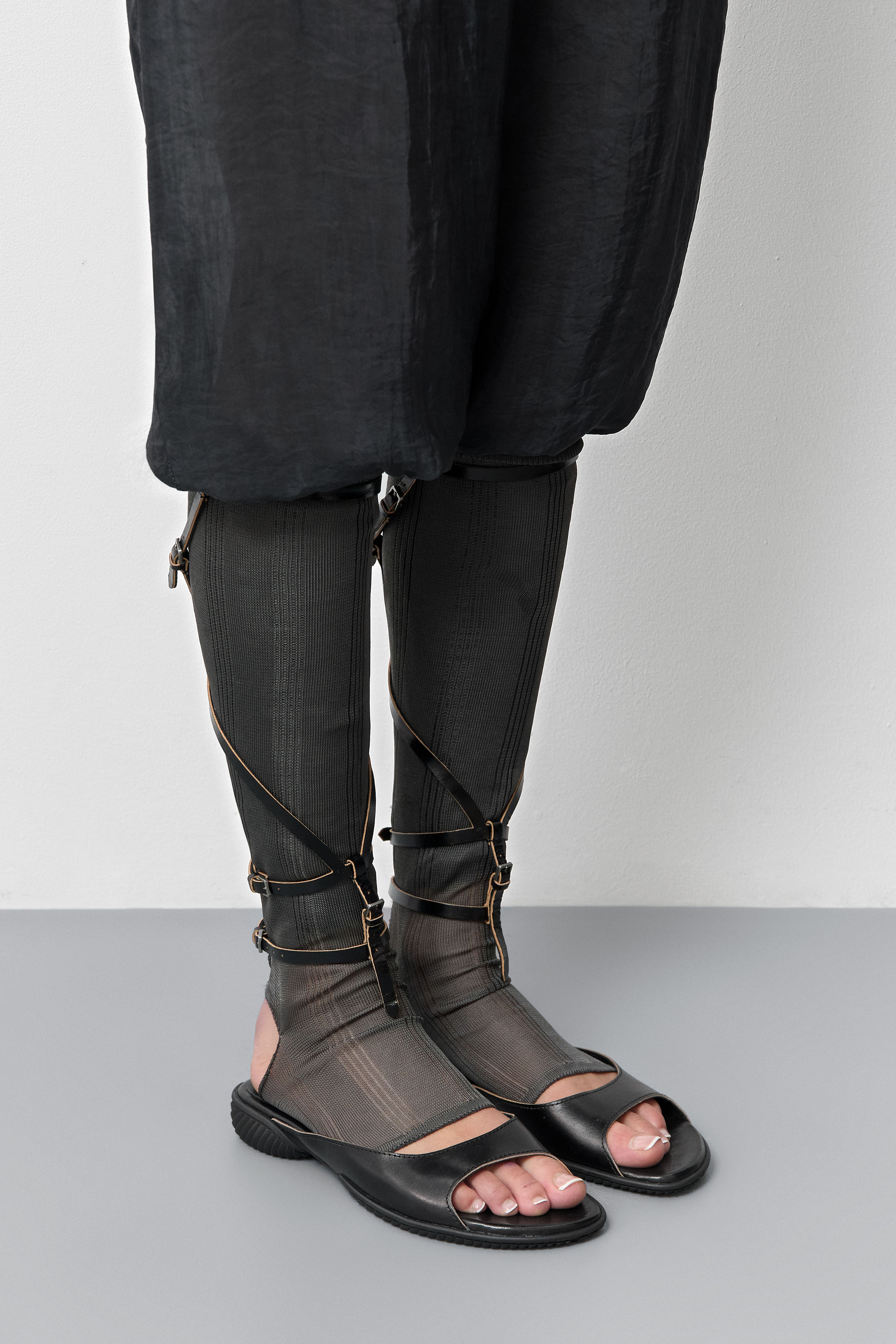 Yachay Black Slide Sandals | Miista | Designed & Handmade in Europe