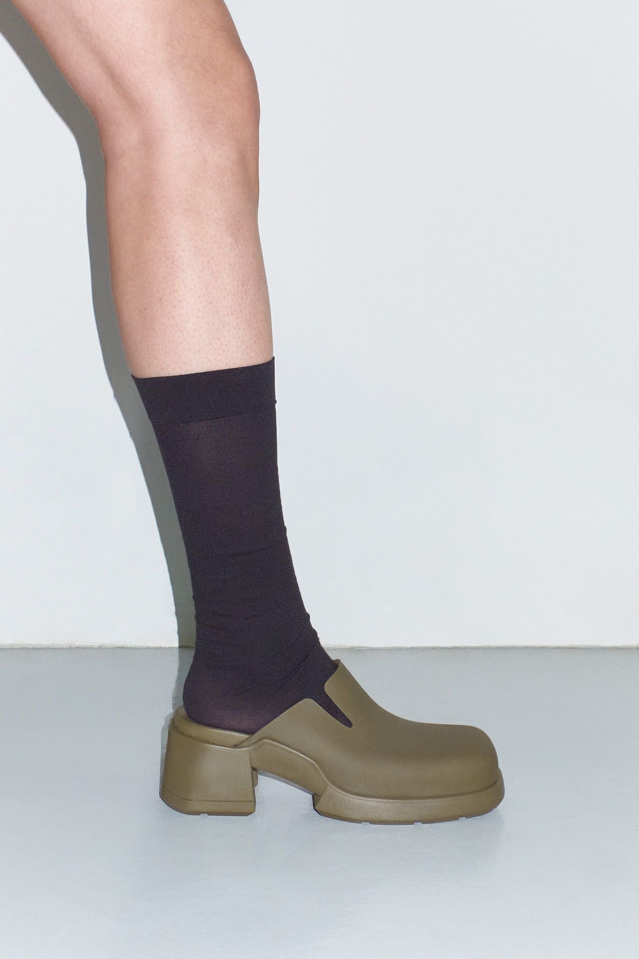 Blissa Khaki Mules | Miista