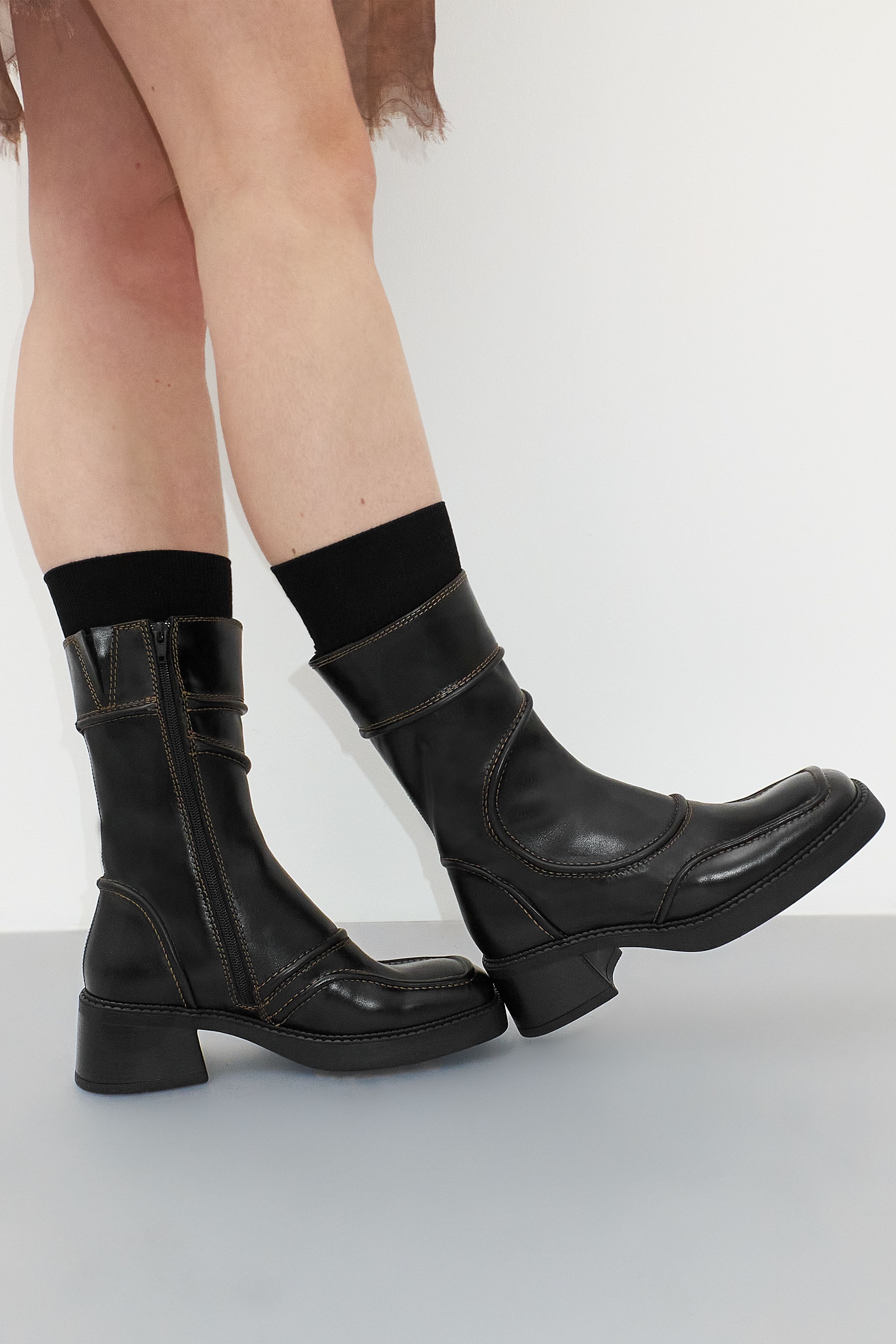 【関税込み】Miista ブラック Malene ブーツ Malene Black Ankle Boots | Miista