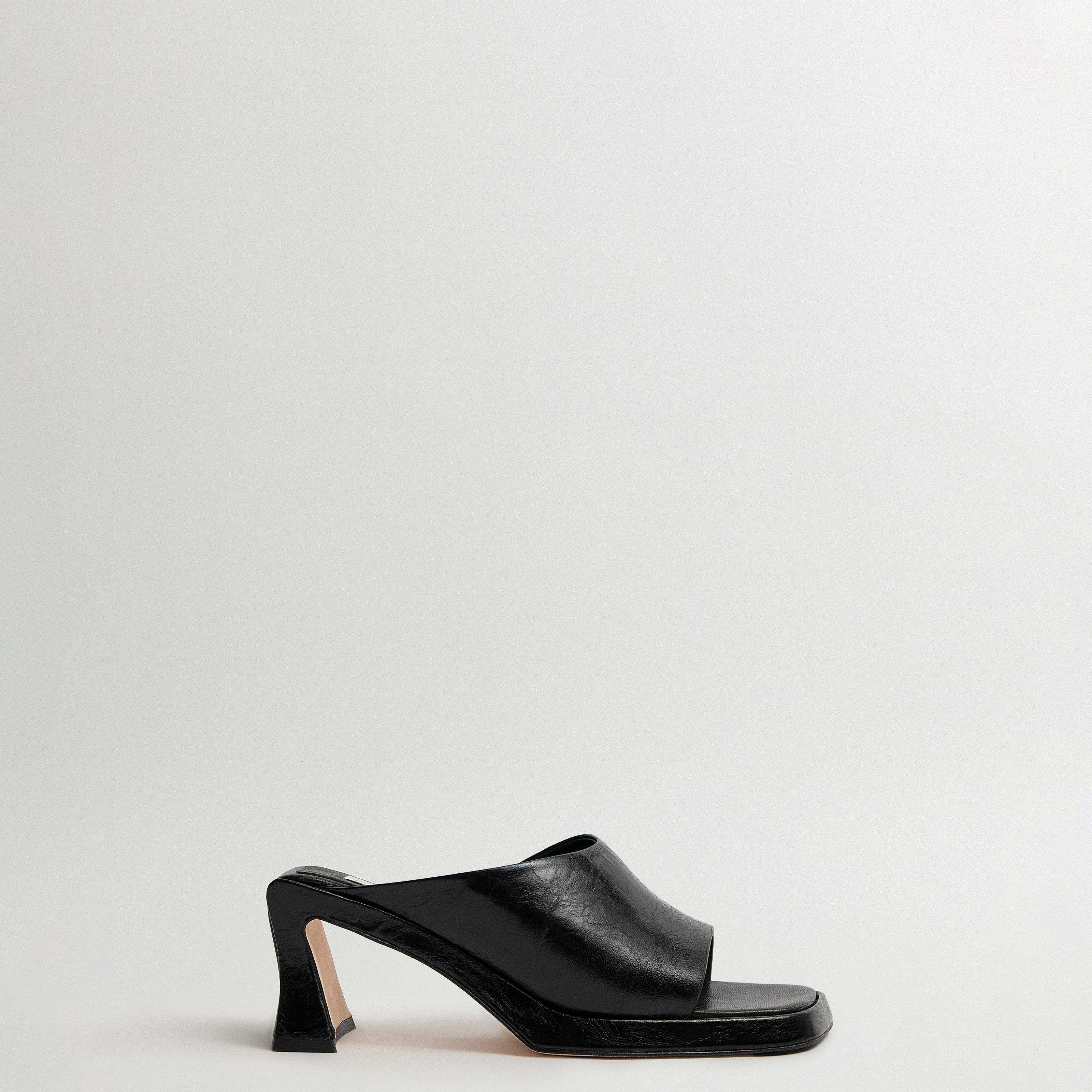 Sonali Sandals