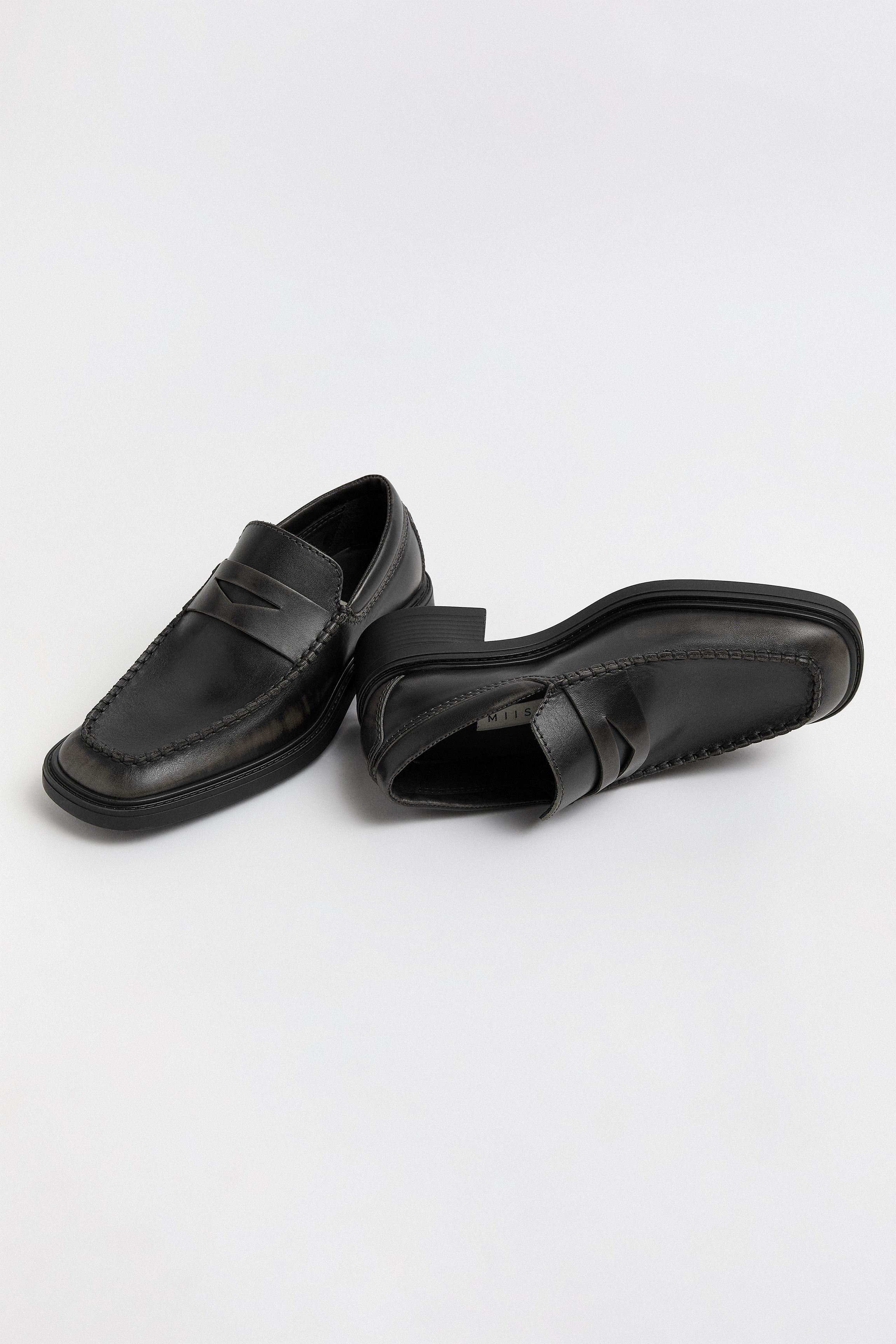 Eralia Loafers - Dark Grey Brush Off Leather | Miista