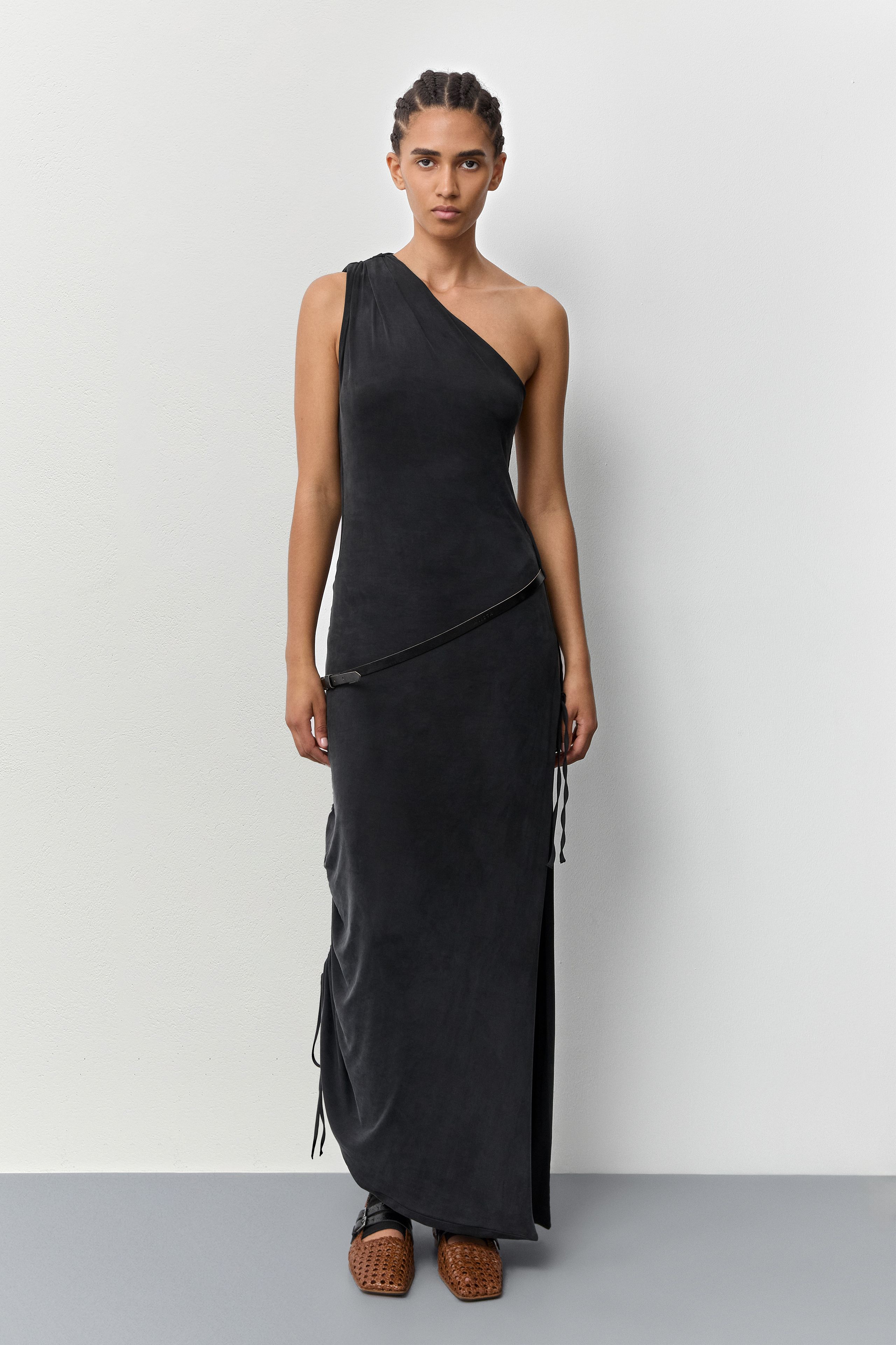 New In | Miista