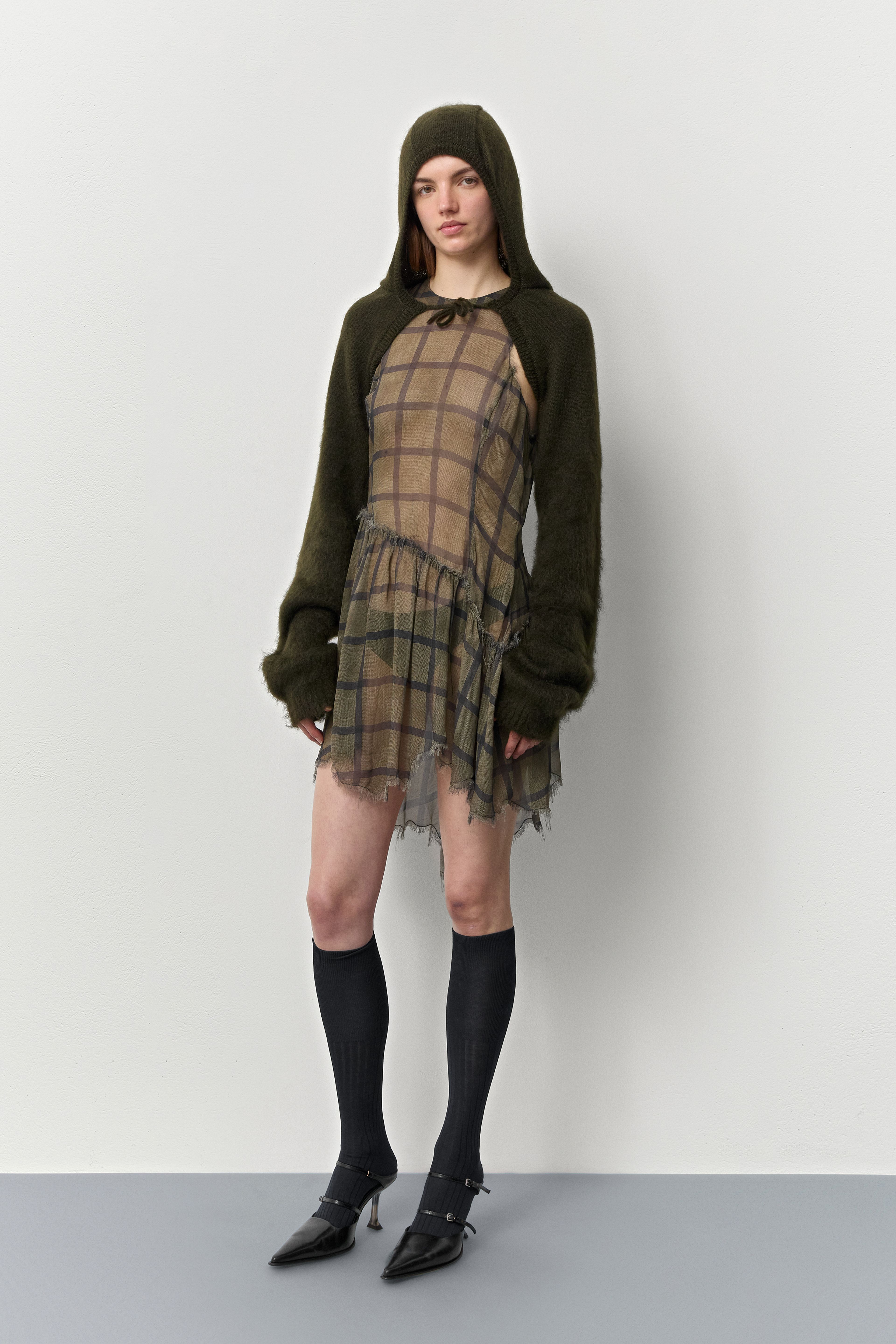 Nivi Hooded Khaki Sleeves | Miista | Designed & Handmade in Europe