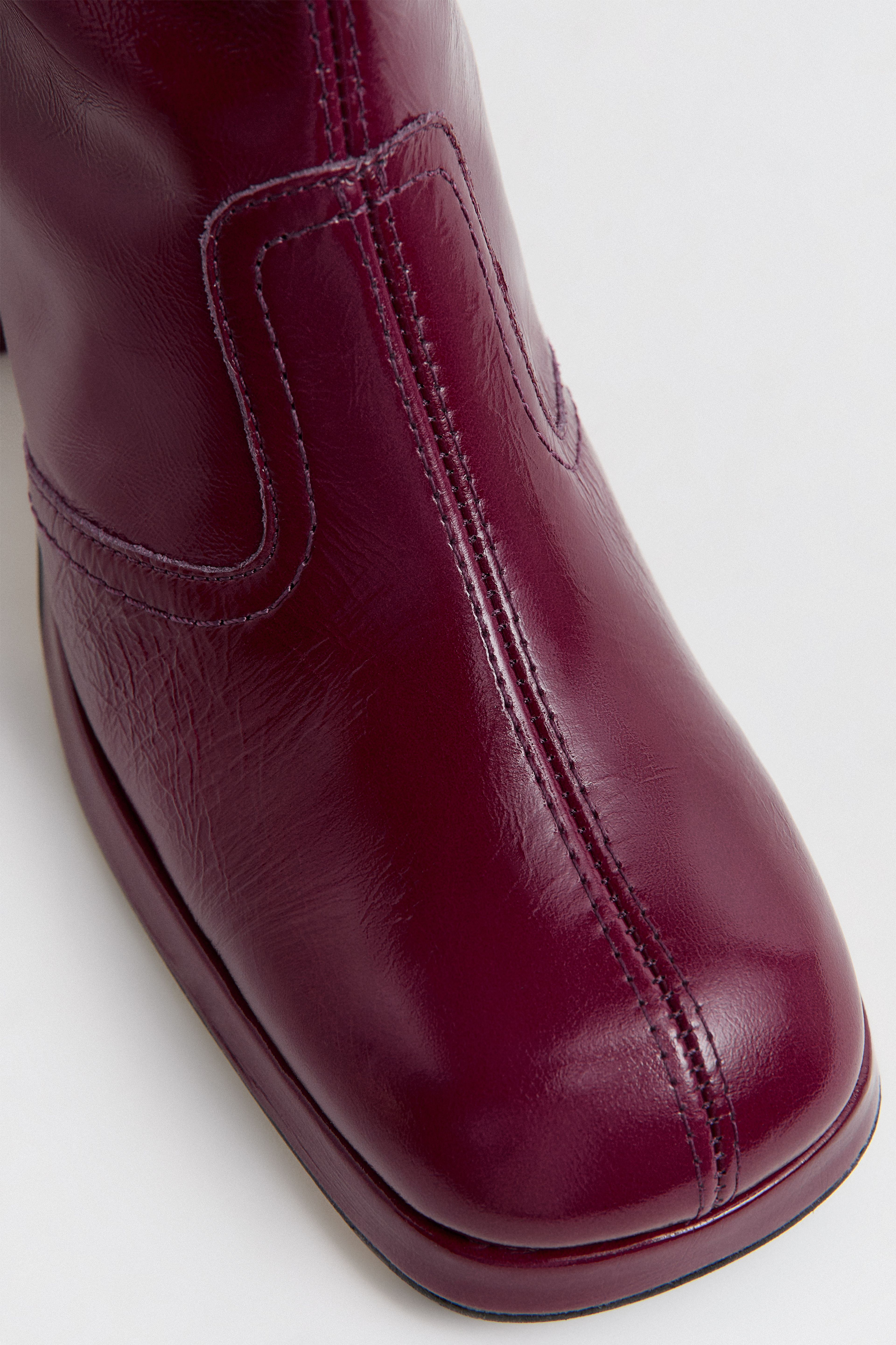 Donna Boots Prugna Crinkle Leather | Miista | Designed & Handmade in Europe