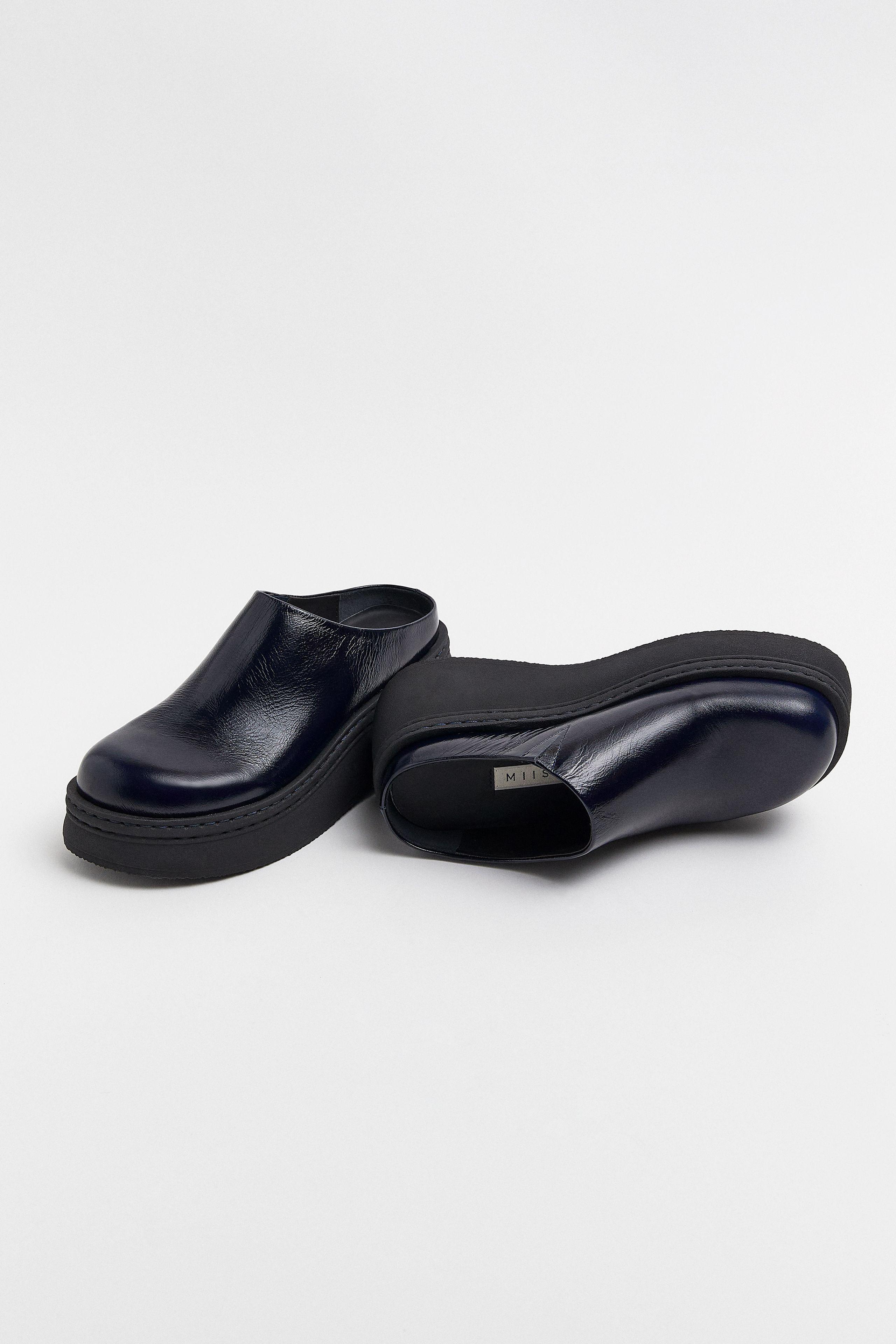 Kristi Mules - Navy Crinkle Polished Leather | Miista