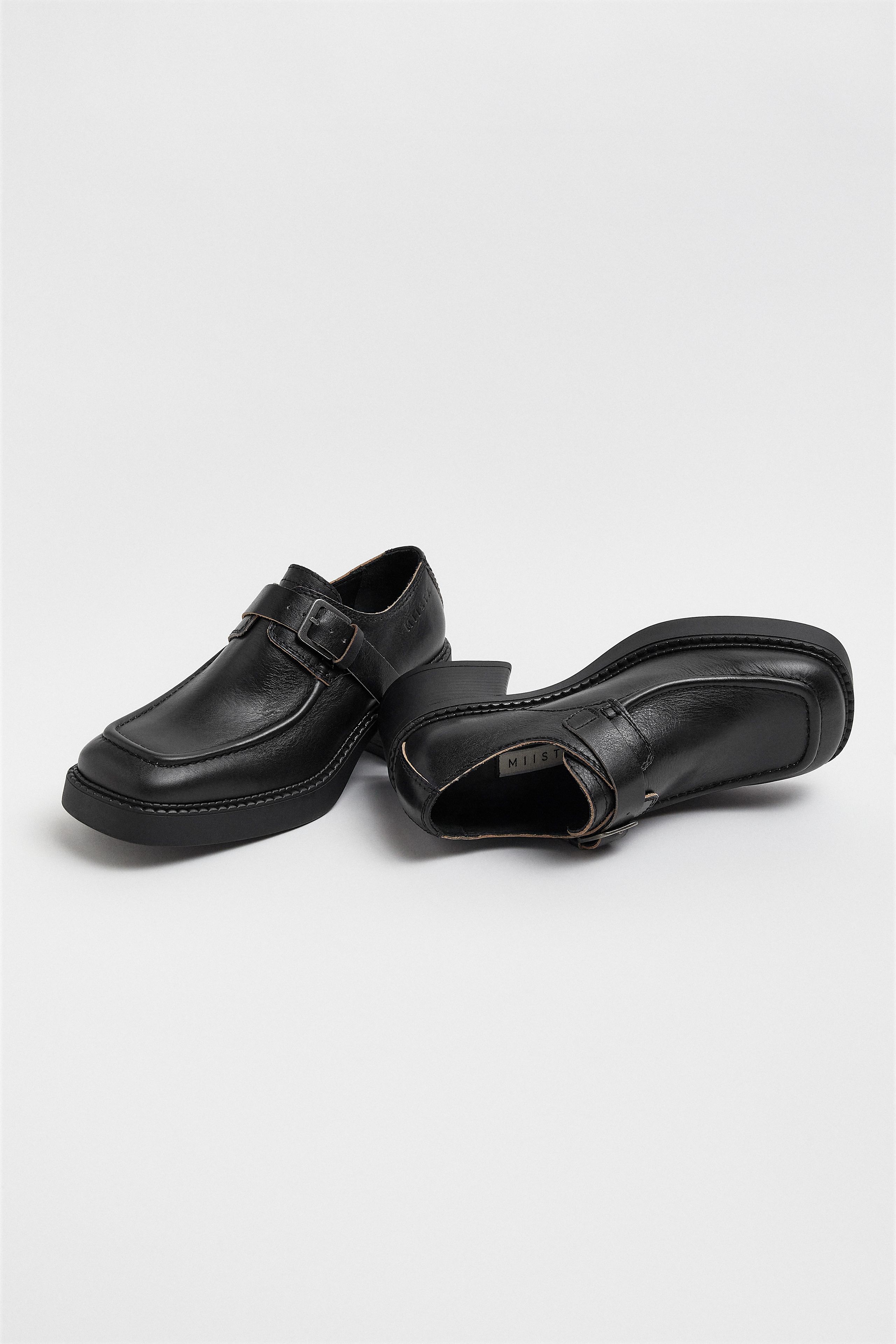 Giesela Brogues - Black Leather | Miista
