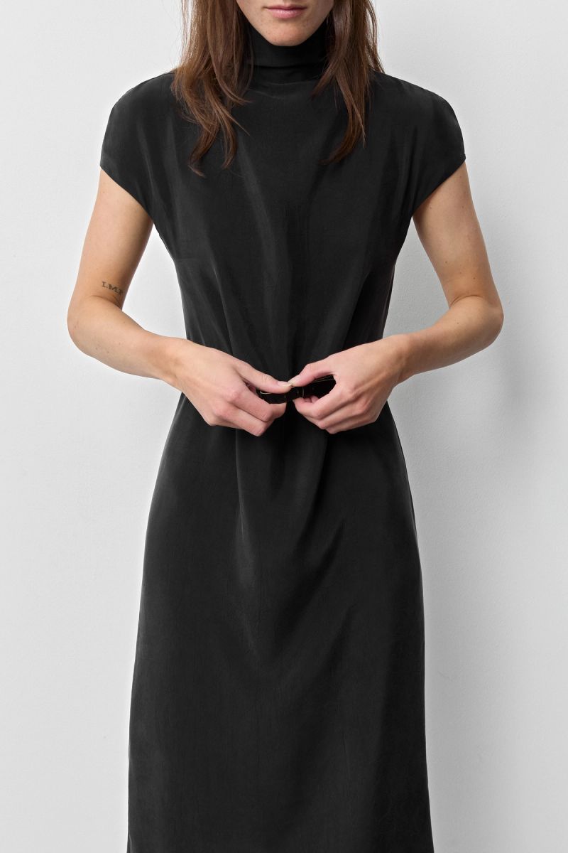 Zinna Black Backless Dress
