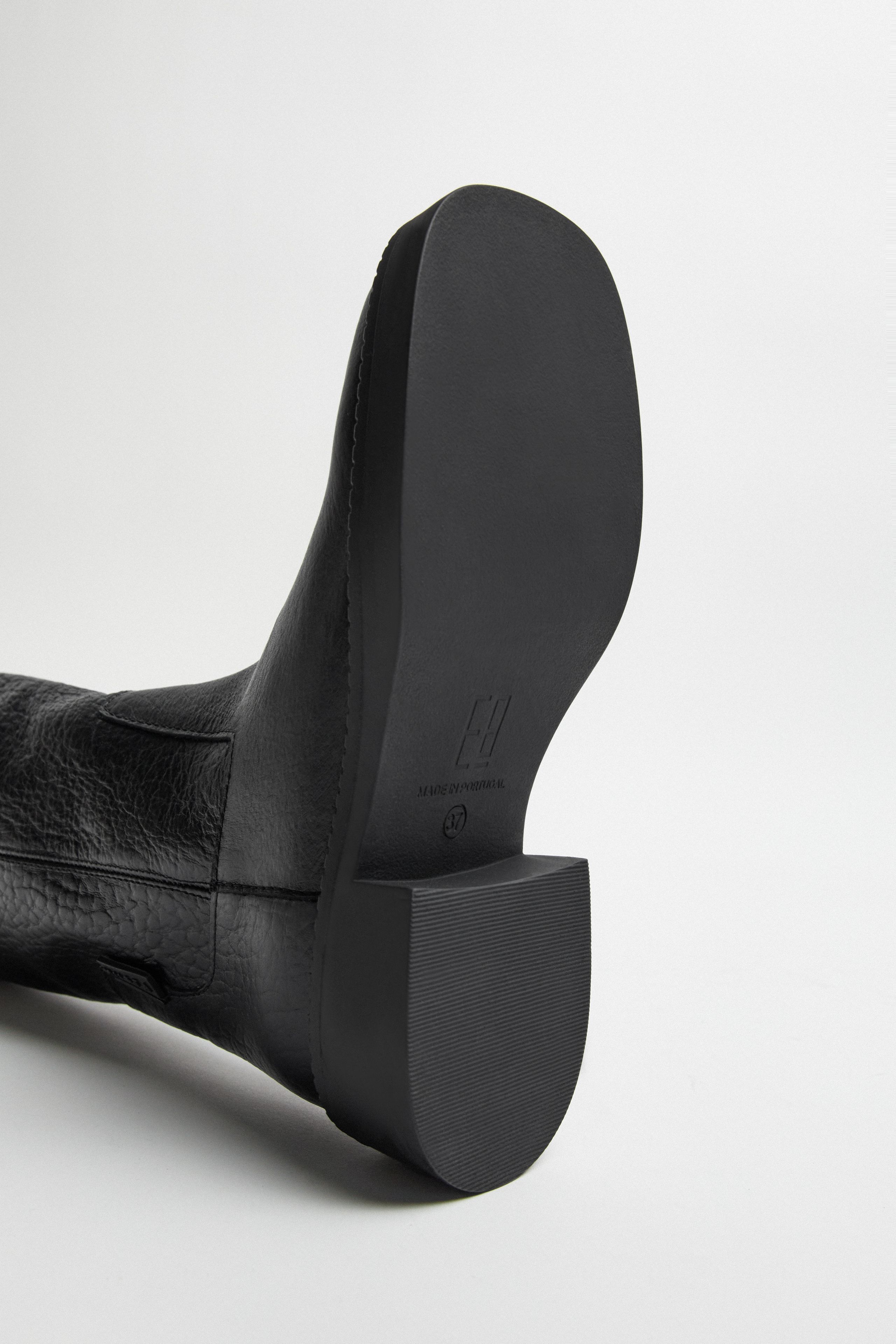 Aron Boots - Black Leather | Miista