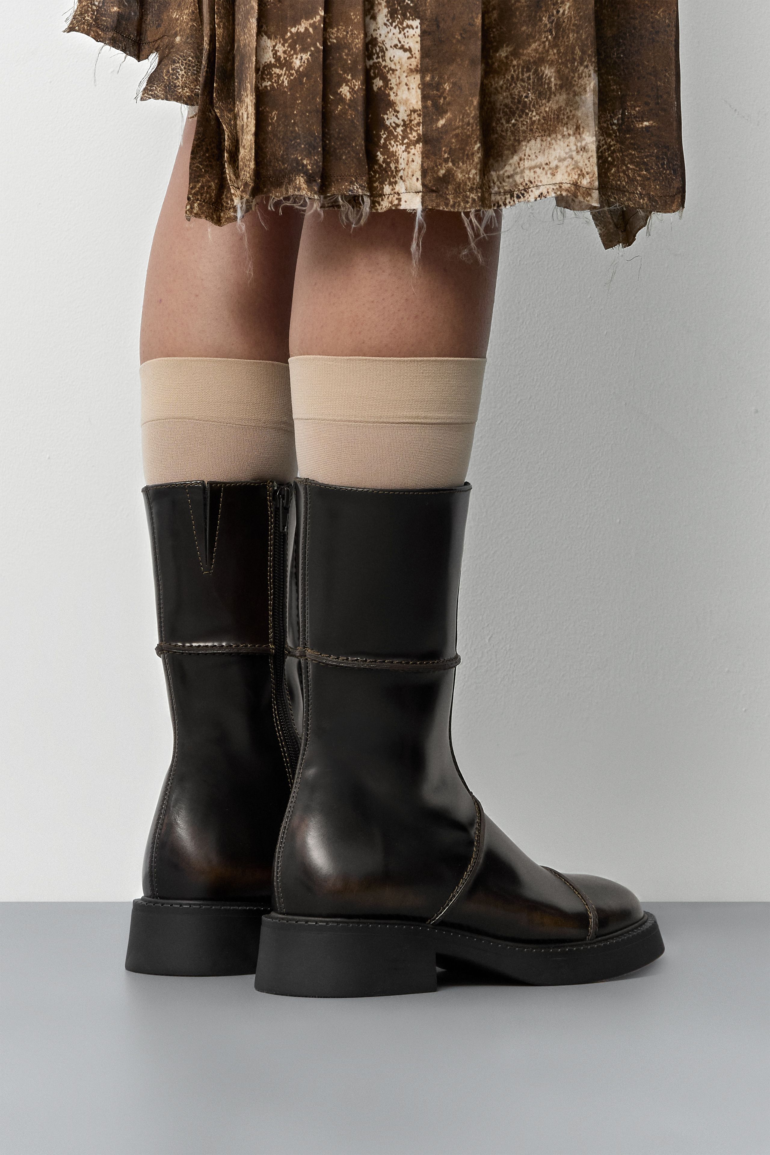 Dahlia Boots - Brown Brush Off Leather | Miista
