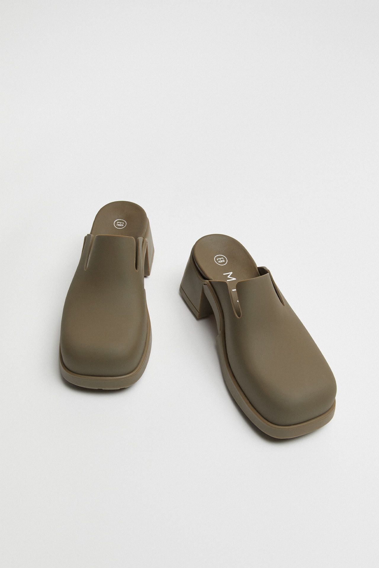 Blissa Khaki Mules | Miista