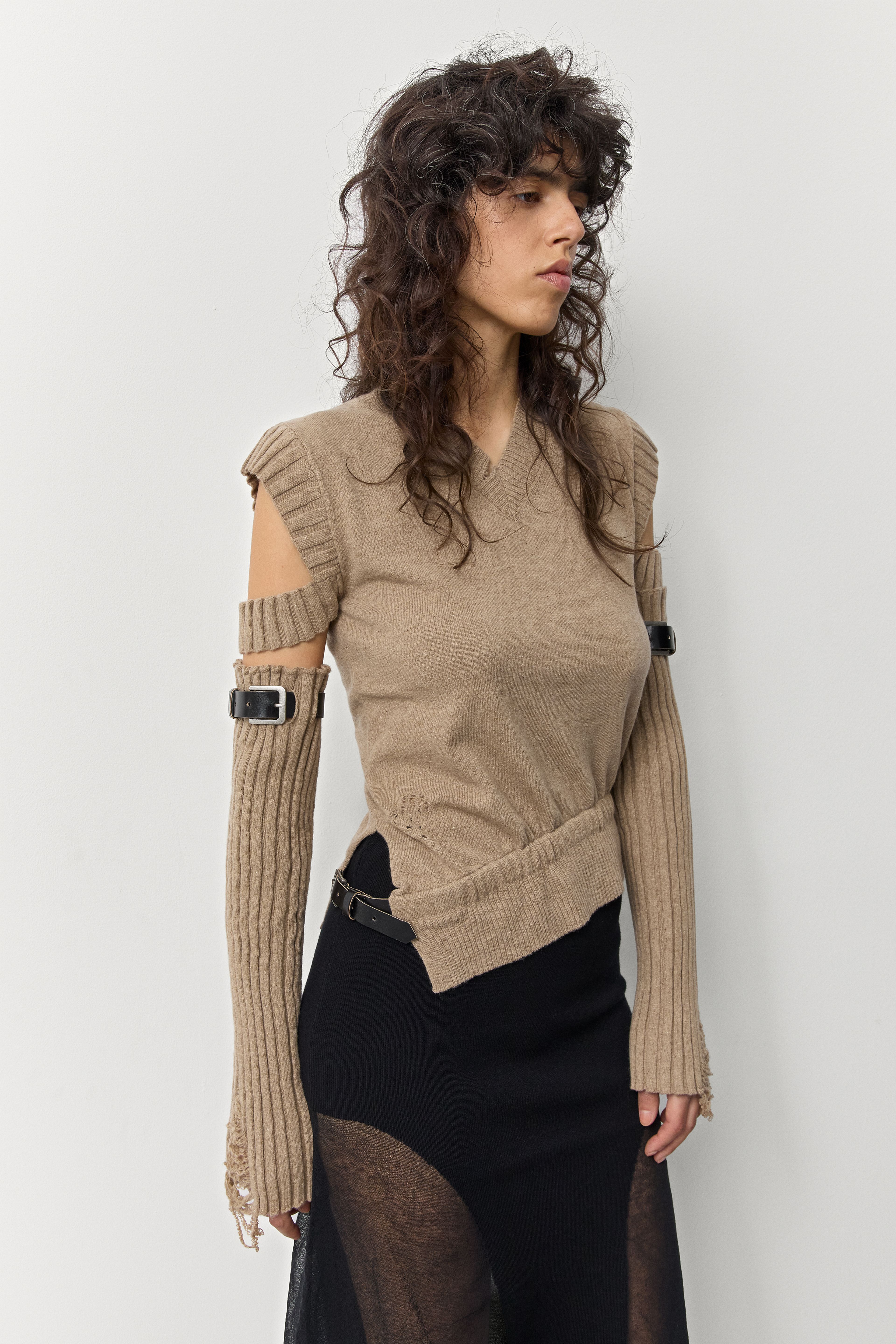 Hilena Cream Belt Knit Sleeves | Miista | Designed & Handmade in Europe