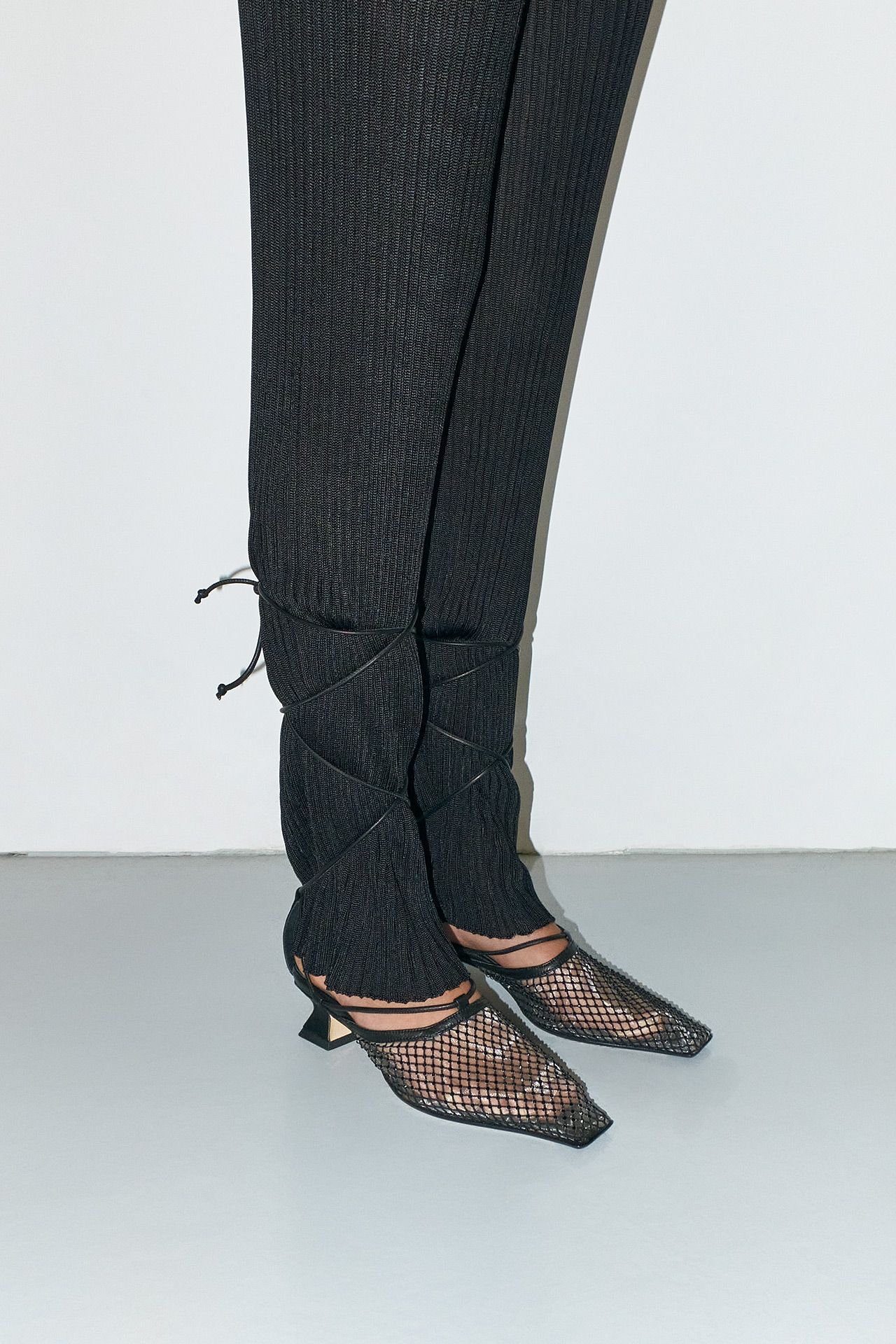 Andes Black Mesh Mule Sandals | Miista