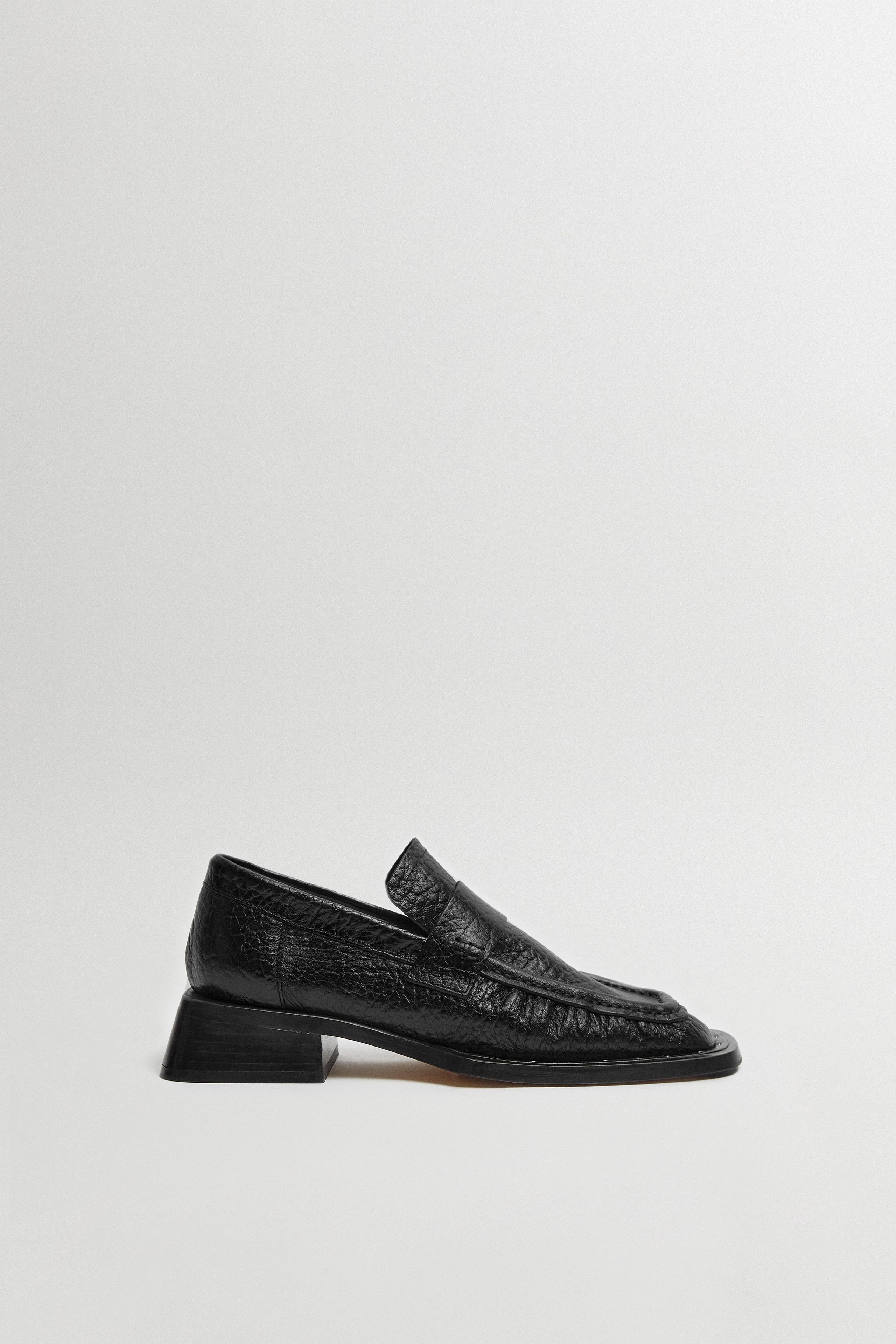 Airi Black Grain Loafers | Miista