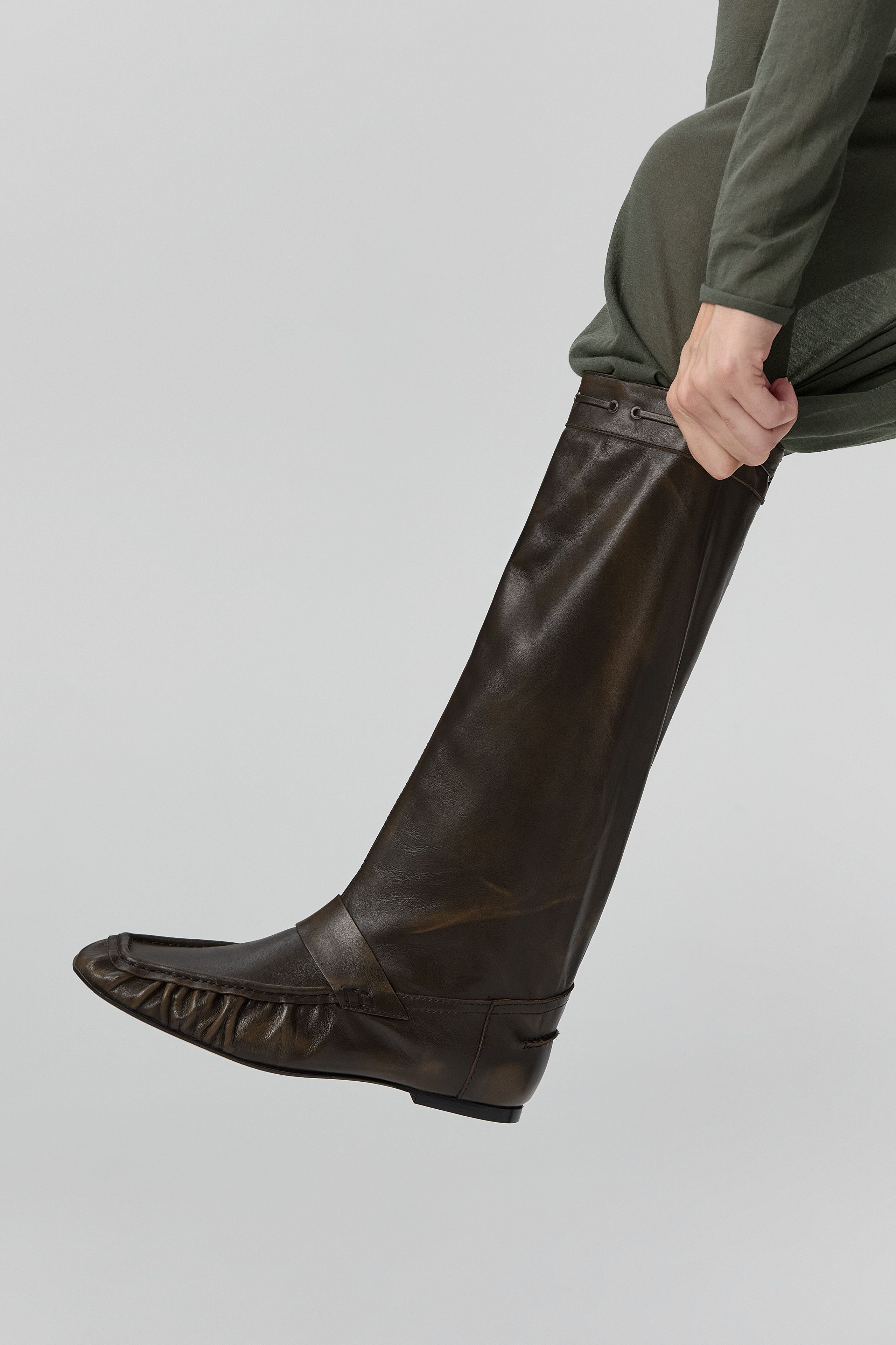 Kali Boots - Brown Brush Off Leather | Miista | Designed & Handmade in Europe
