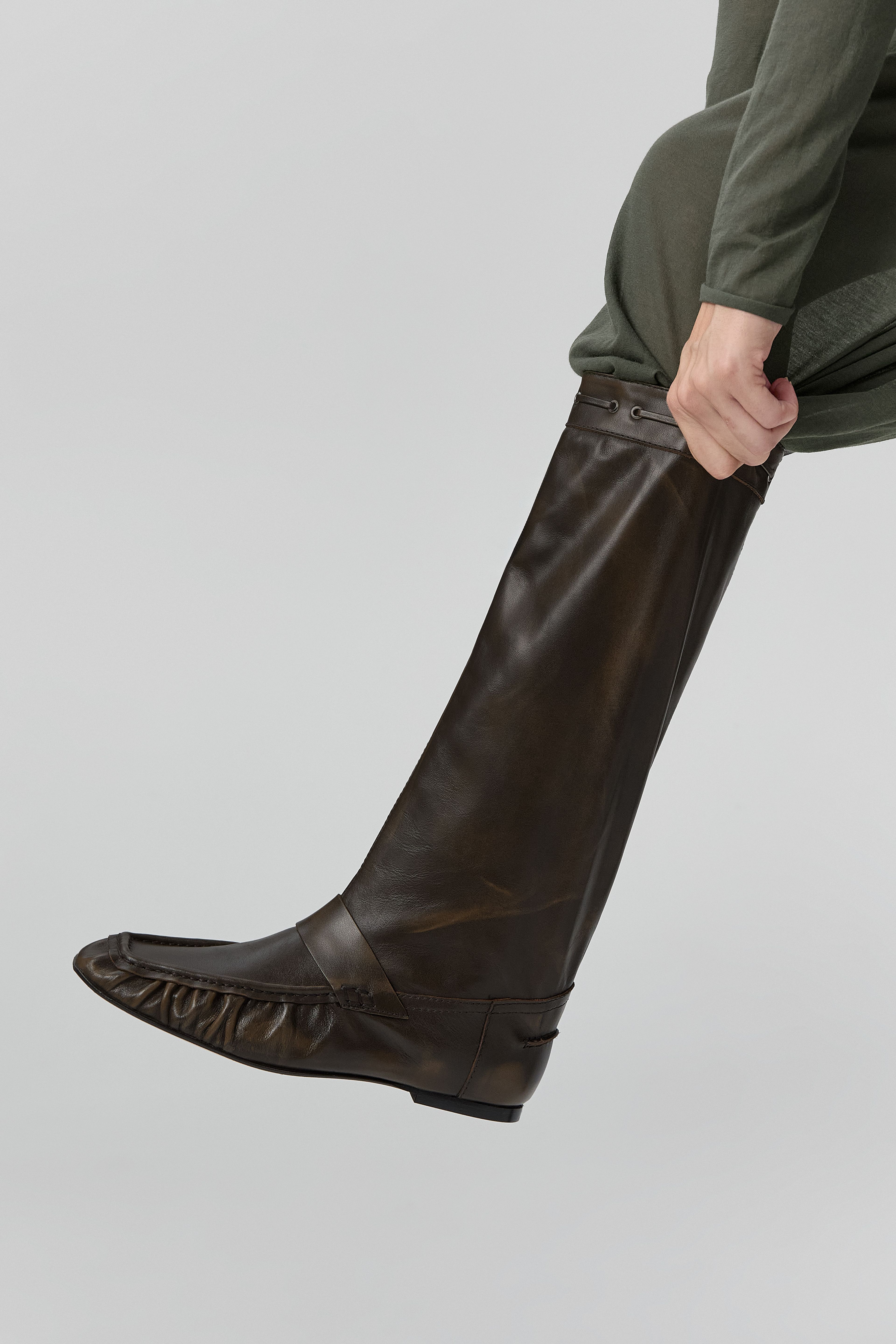 Kali Boots - Brown Brush Off Leather | Miista | Designed & Handmade in Europe