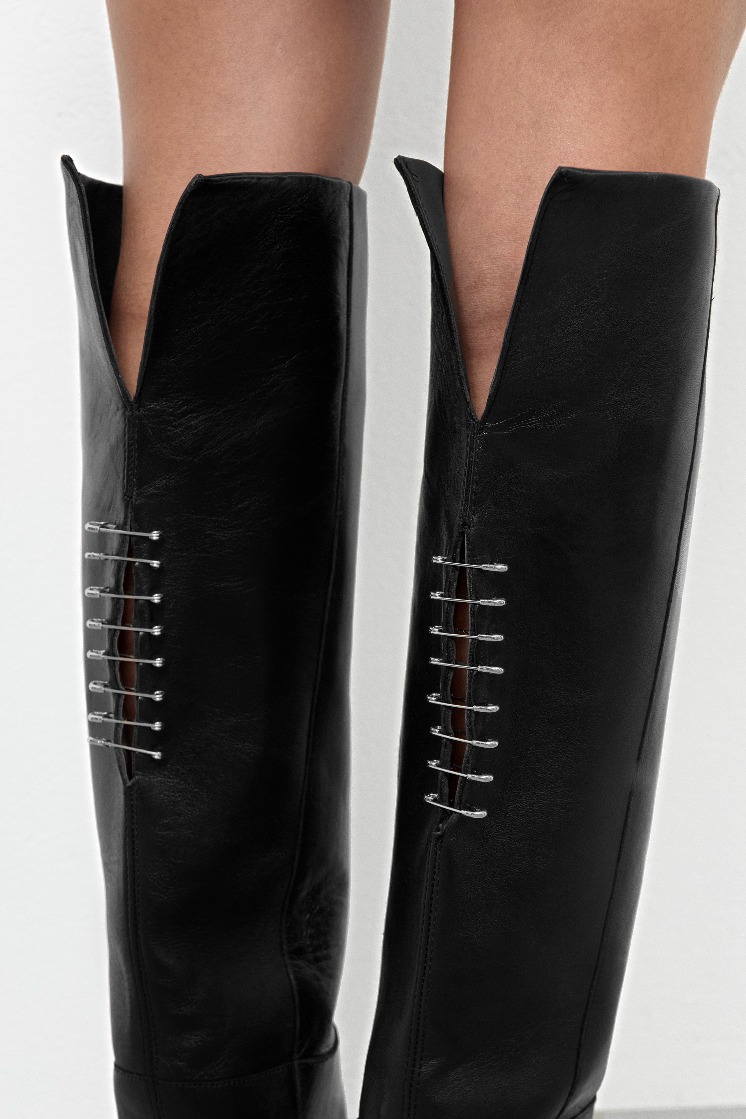 ミミ Leny Boots - Black Nappa Leather | Miista