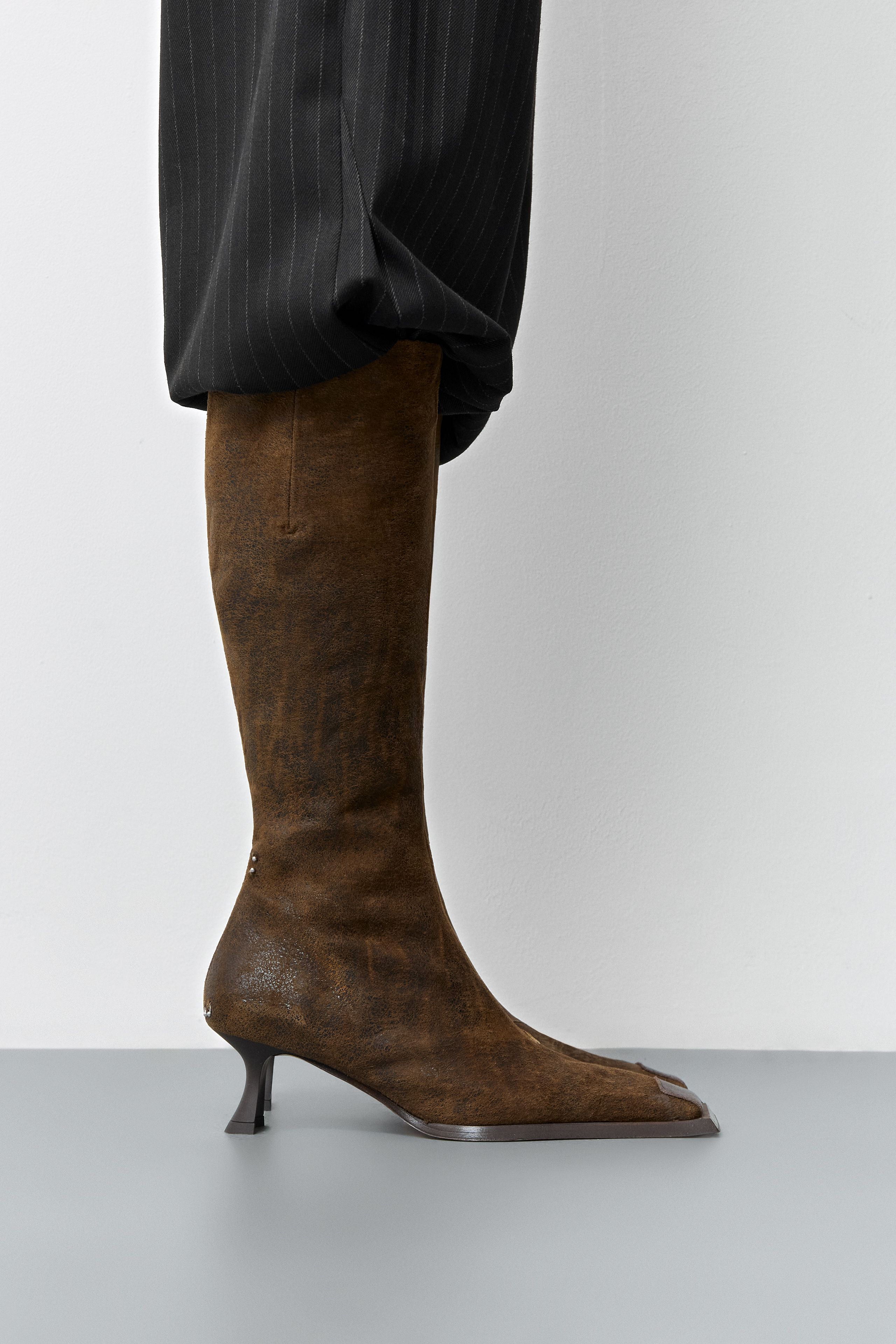 Alfreda Boots - Brown Distressed Leather | Miista