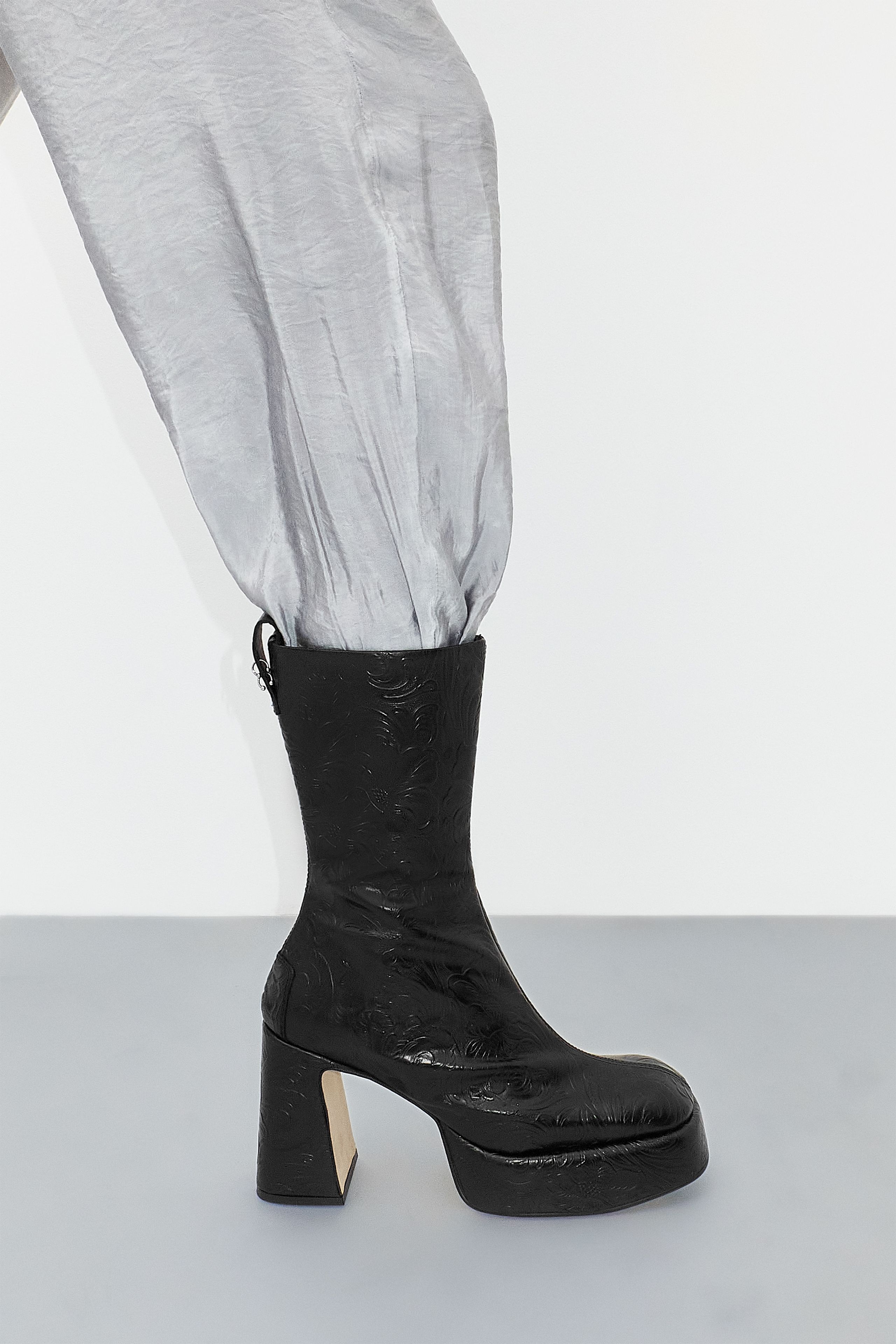 【関税込み】Miista ブラック Apple アンクルブーツ Apple Pure Black Ankle Boots | Miista