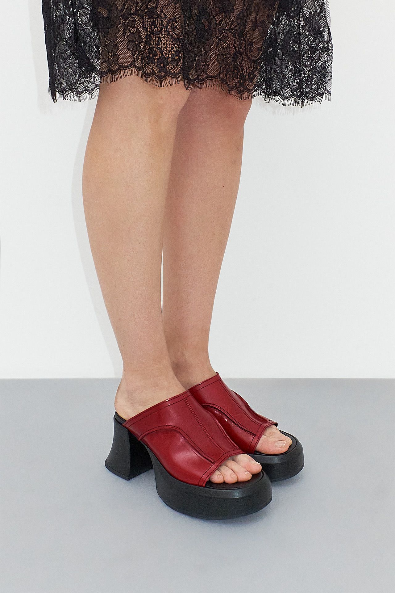 Jimena Off White Sandals | Miista