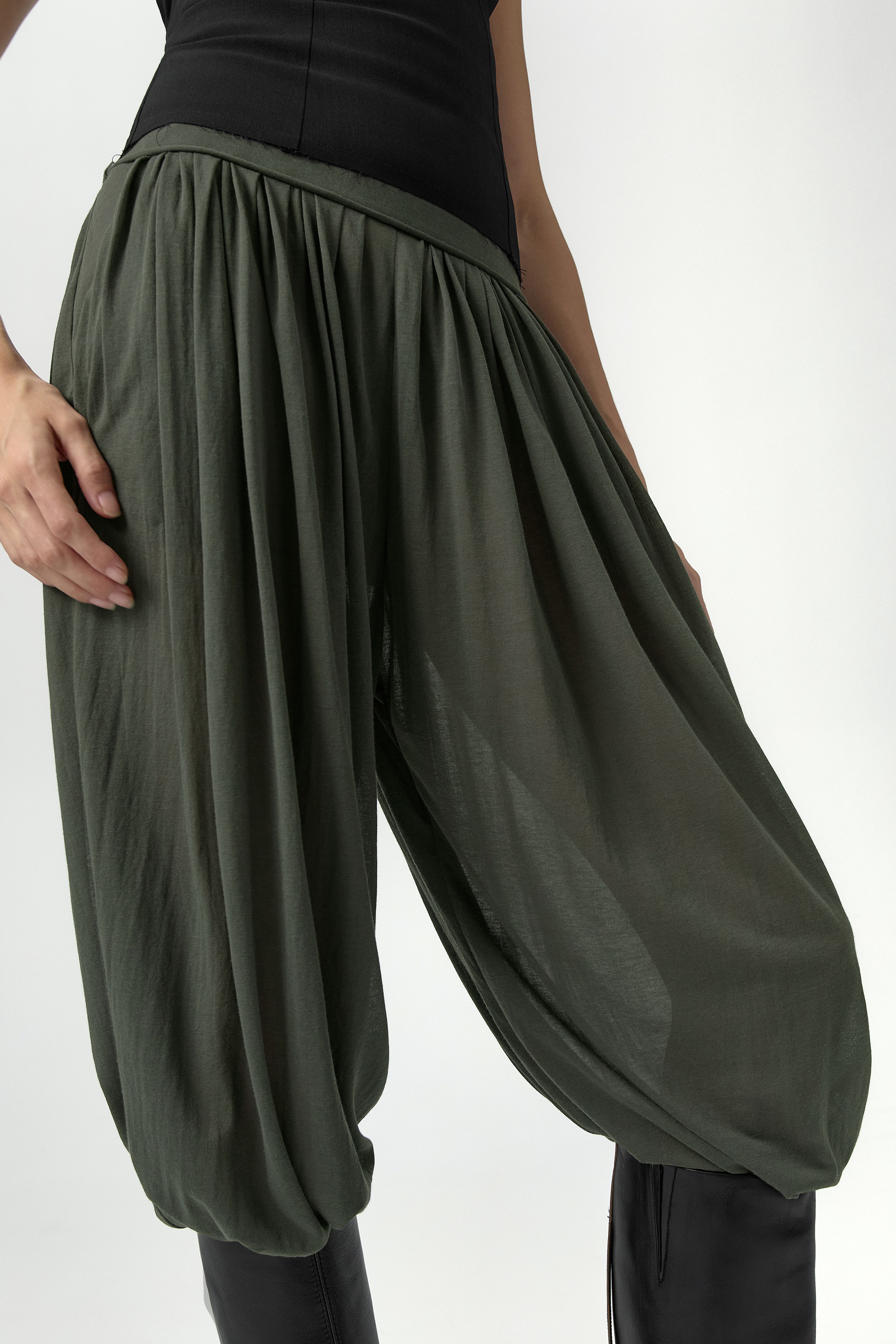 Oliver Trousers - Khaki Cotton Blend | Miista | Designed & Handmade in Europe