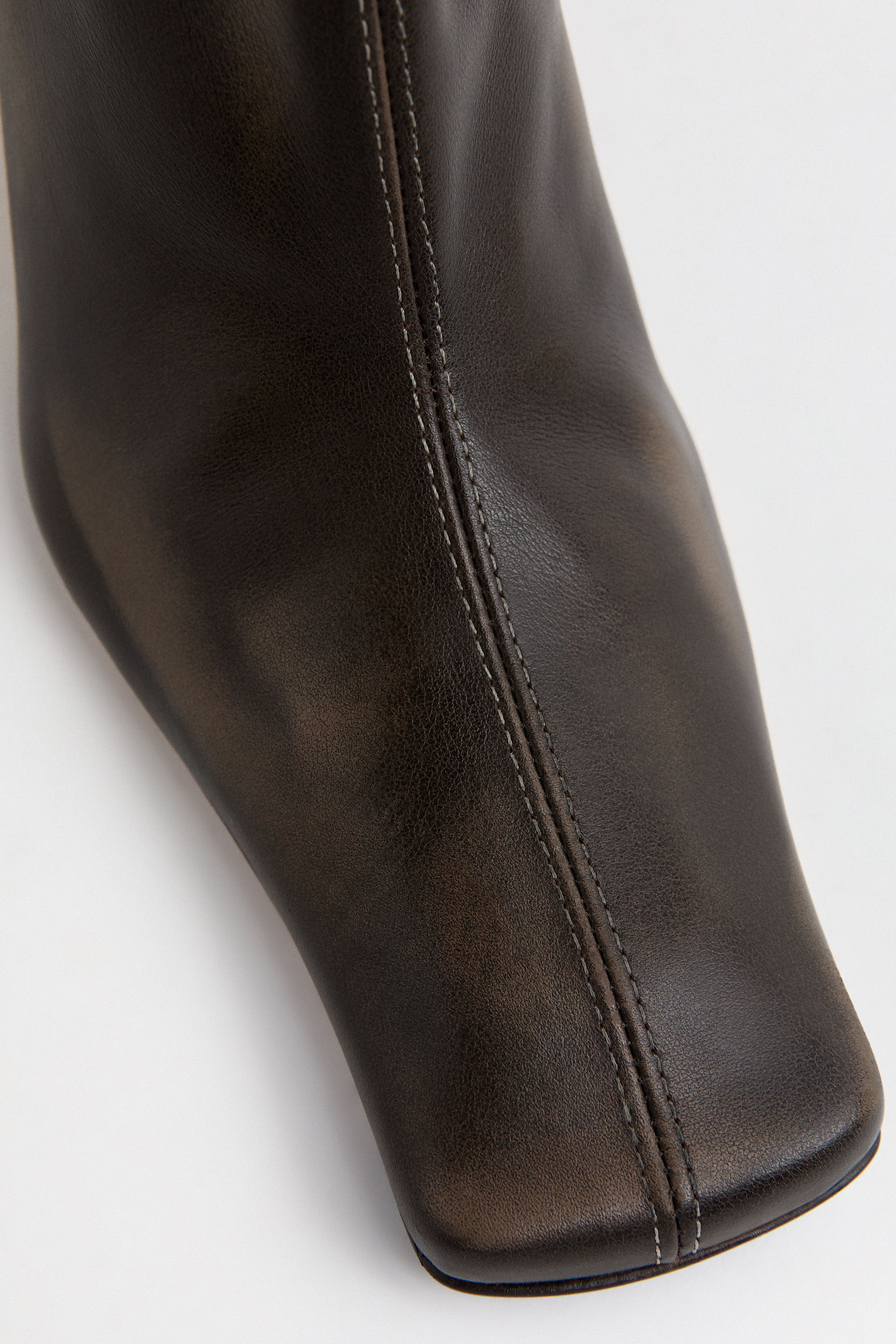 Araxi Boots - Brown Brush Off Leather | Miista | Designed & Handmade in Europe