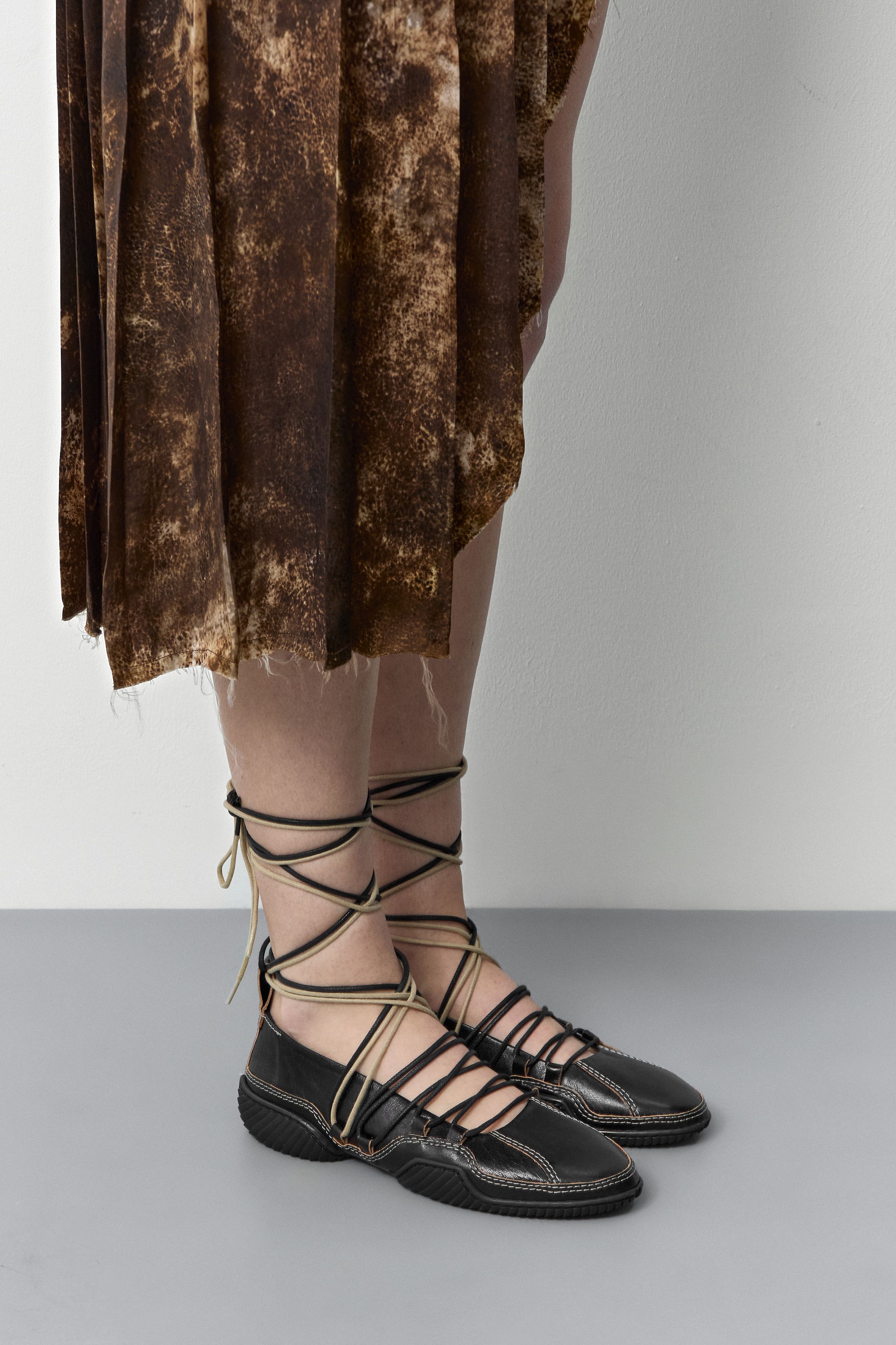 Norby Ballerinas - Black Leather | Miista